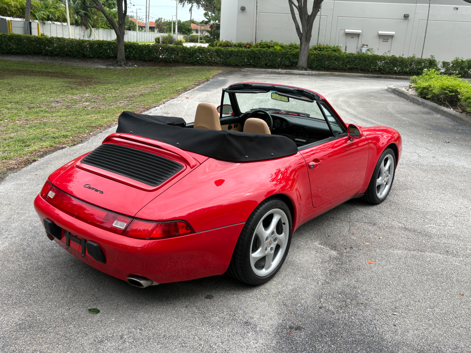 1998 Porsche 911 Carrera Cabriolet - Image 10