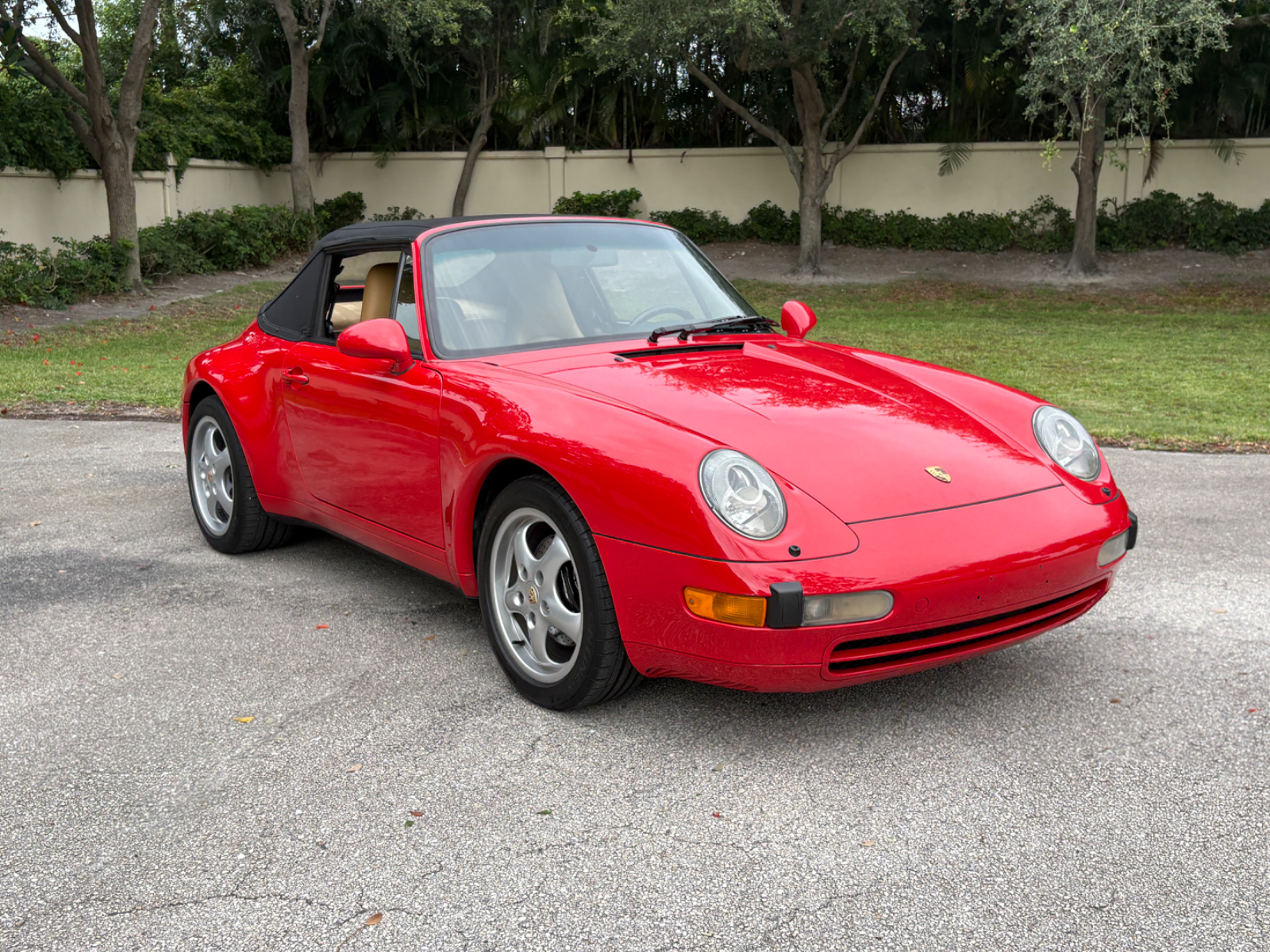 1995 Porsche 911 Carrera Cabriolet - Image 4