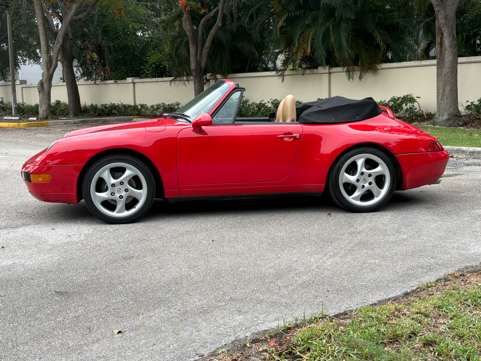 1998 Porsche 911 Carrera Cabriolet - Image 5