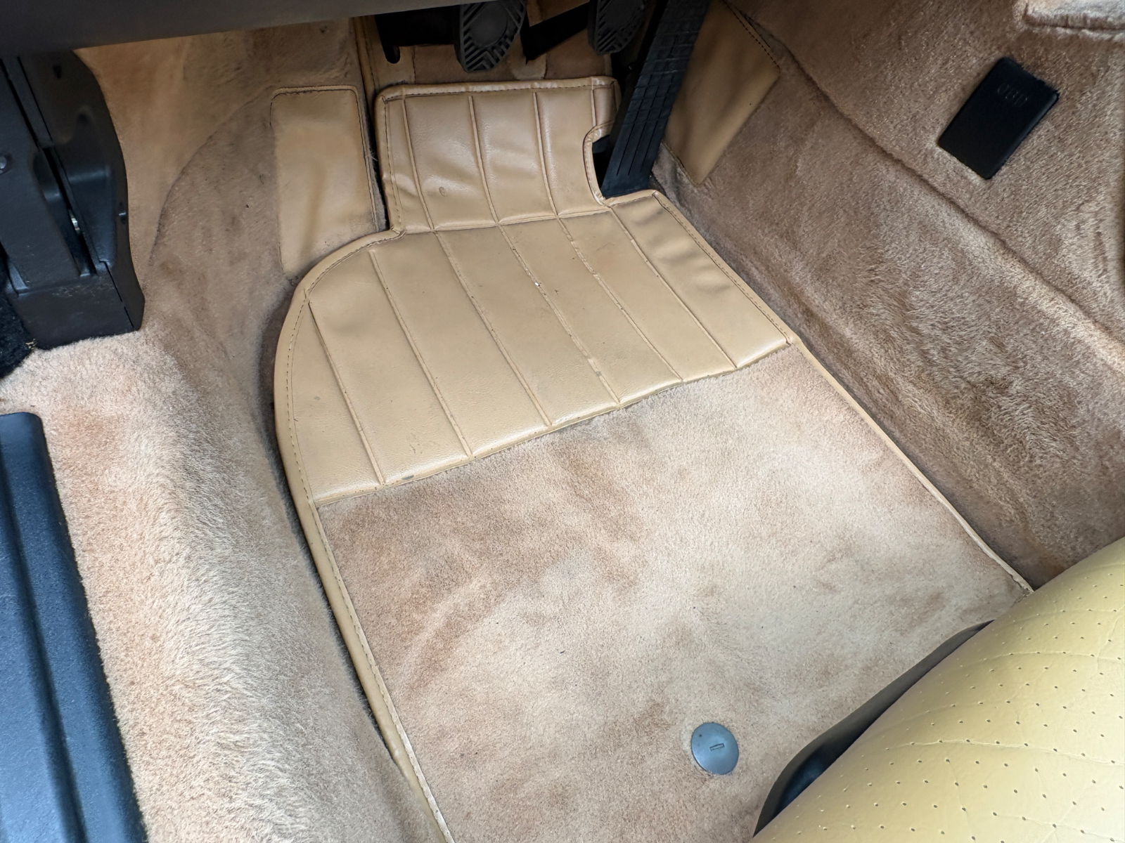 1995 Porsche 911 Carrera Cabriolet - Image 33