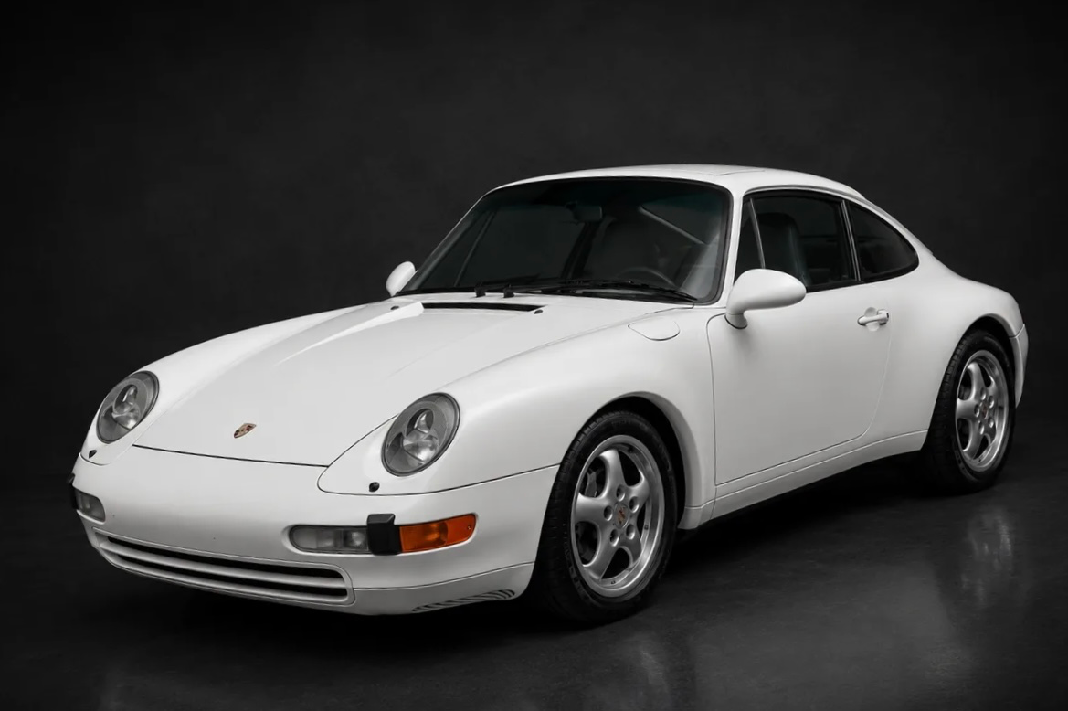 1995 Porsche Carrera 4 - Image 2