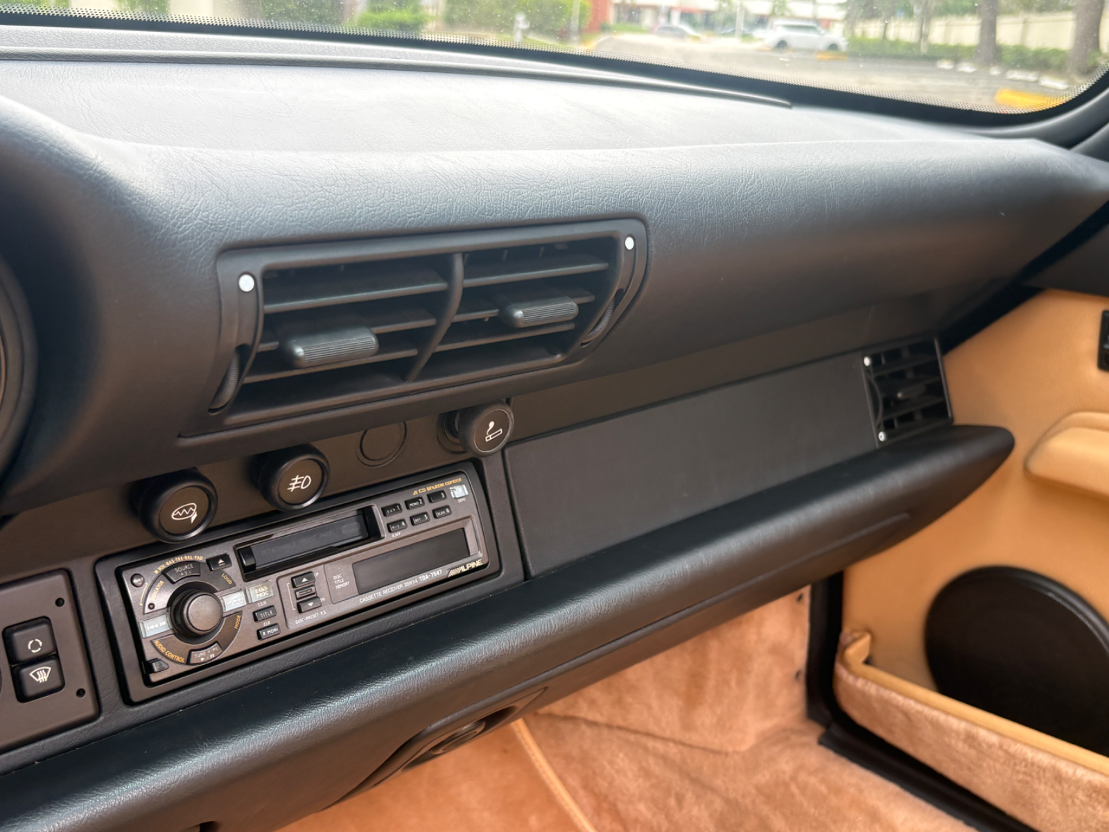 1995 Porsche 911 Carrera Cabriolet - Image 31