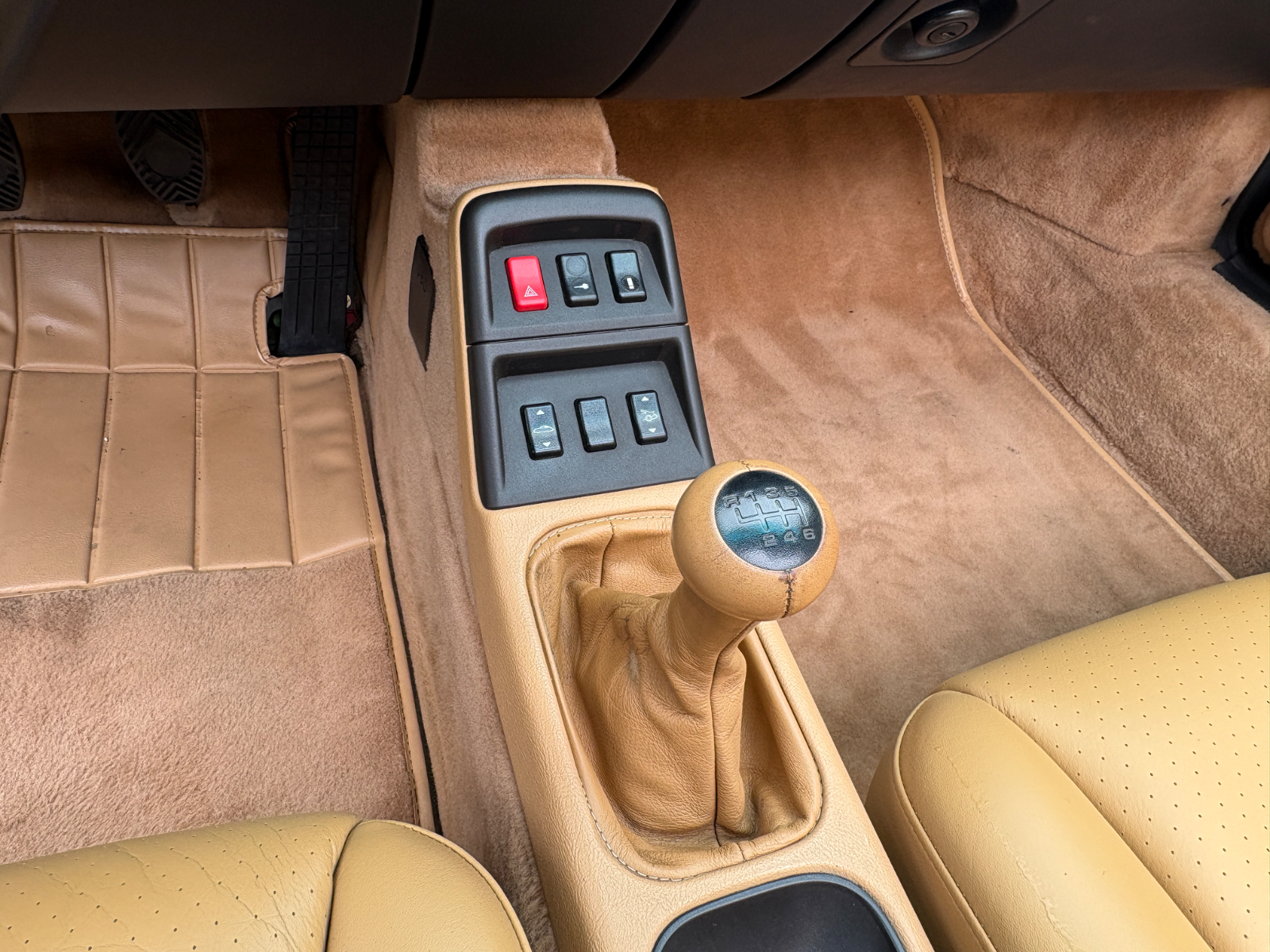 1995 Porsche 911 Carrera Cabriolet - Image 32