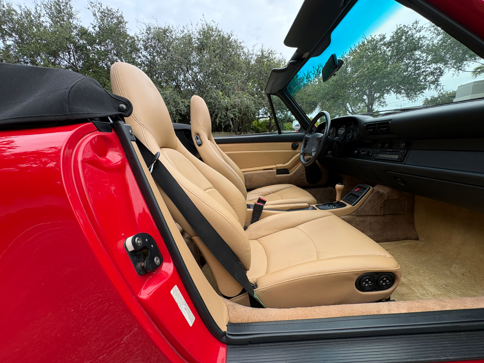 1998 Porsche 911 Carrera Cabriolet - Image 52