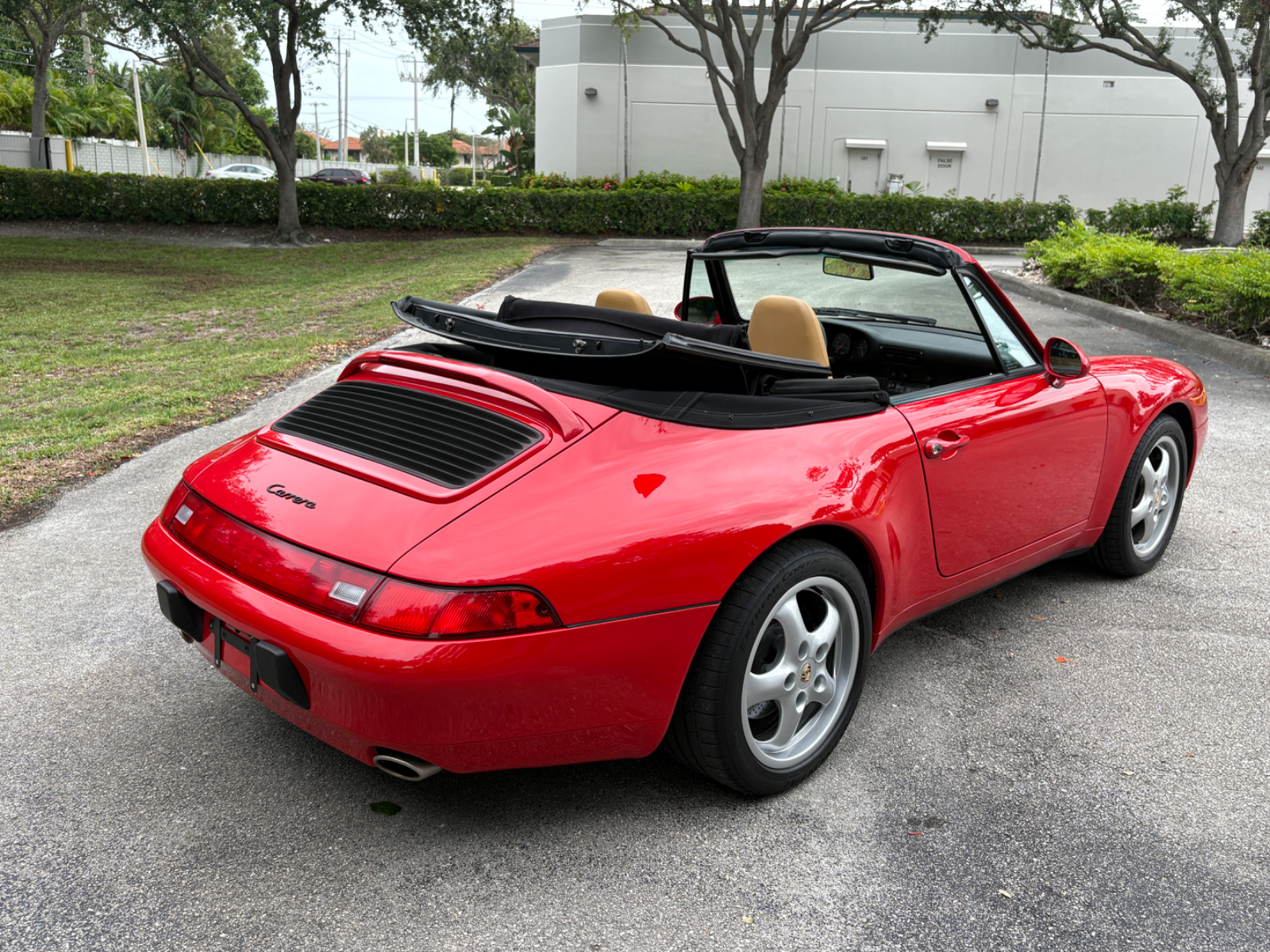 1995 Porsche 911 Carrera Cabriolet - Image 21