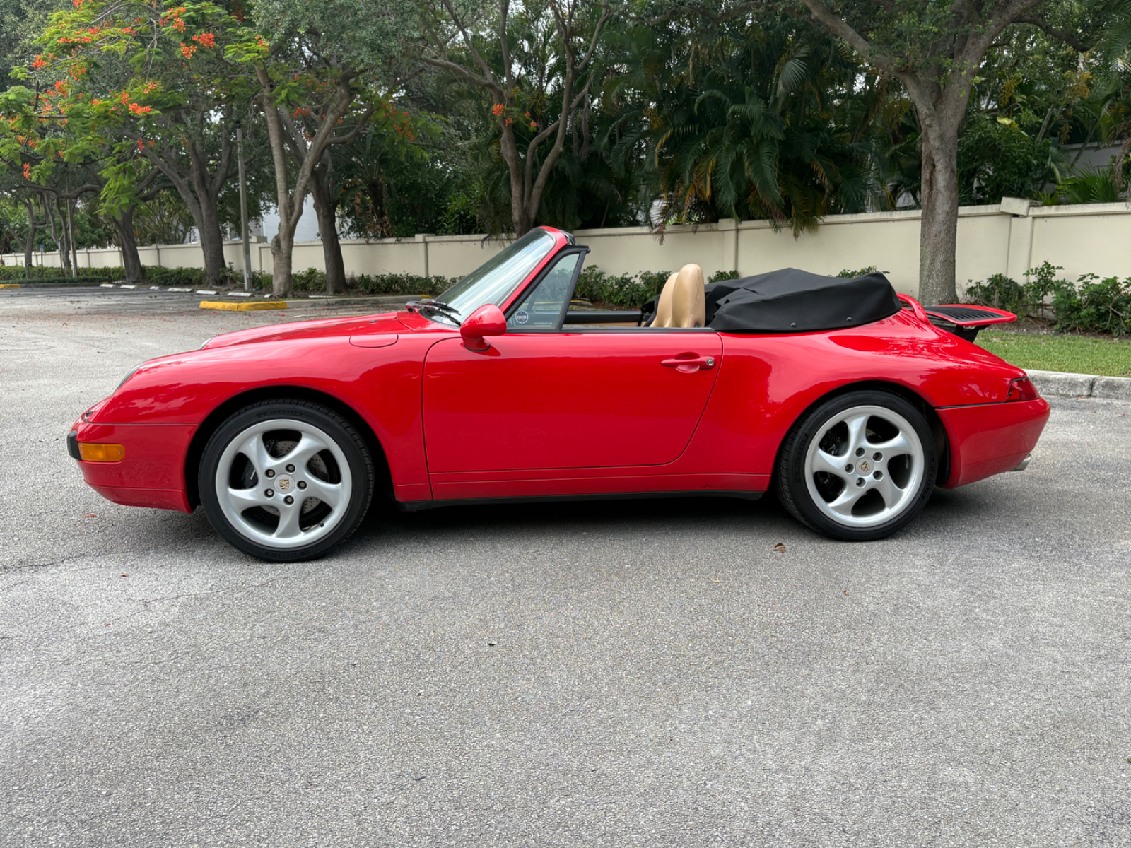 1998 Porsche 911 Carrera Cabriolet - Image 26