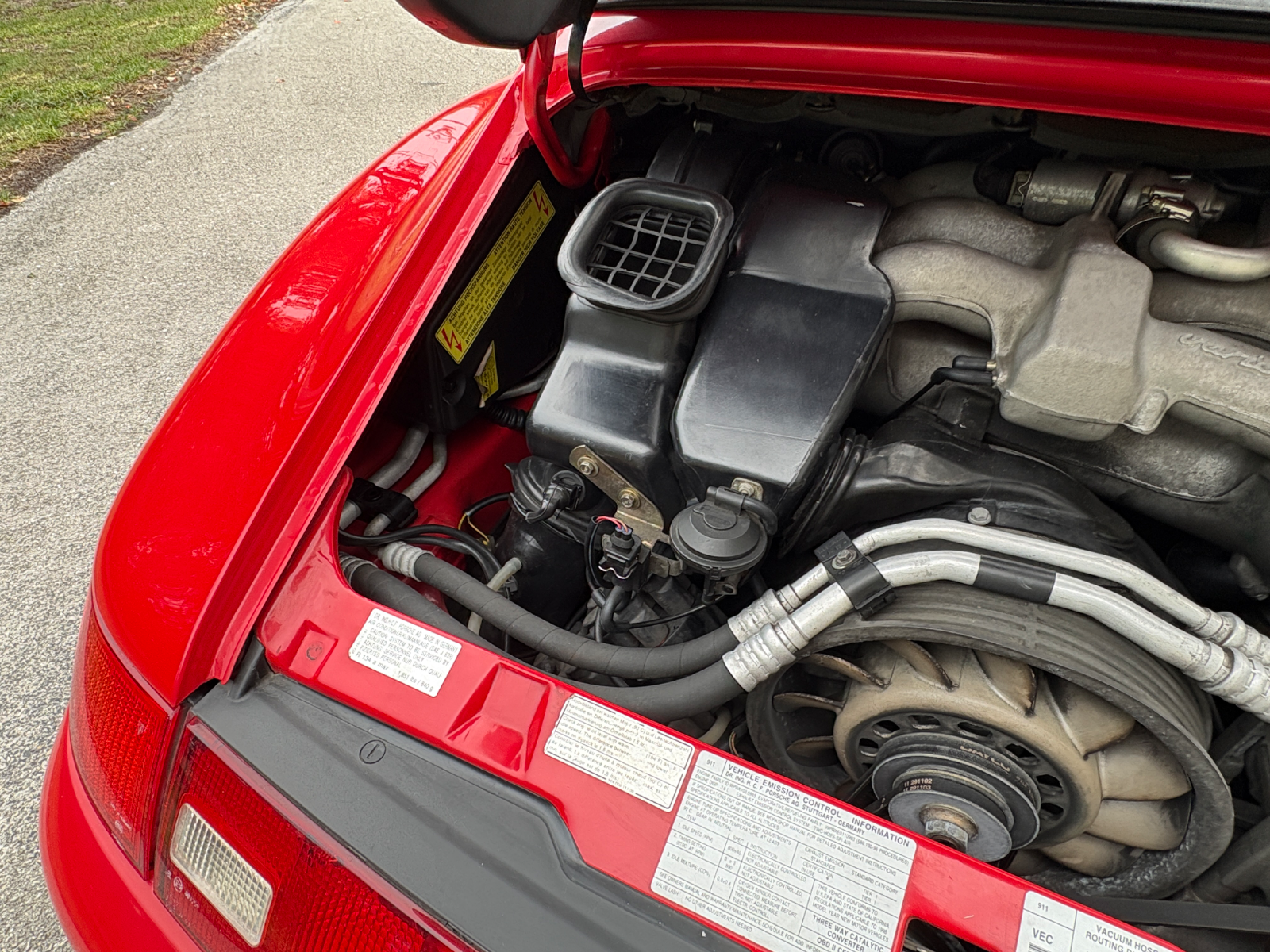 1998 Porsche 911 Carrera Cabriolet - Image 71