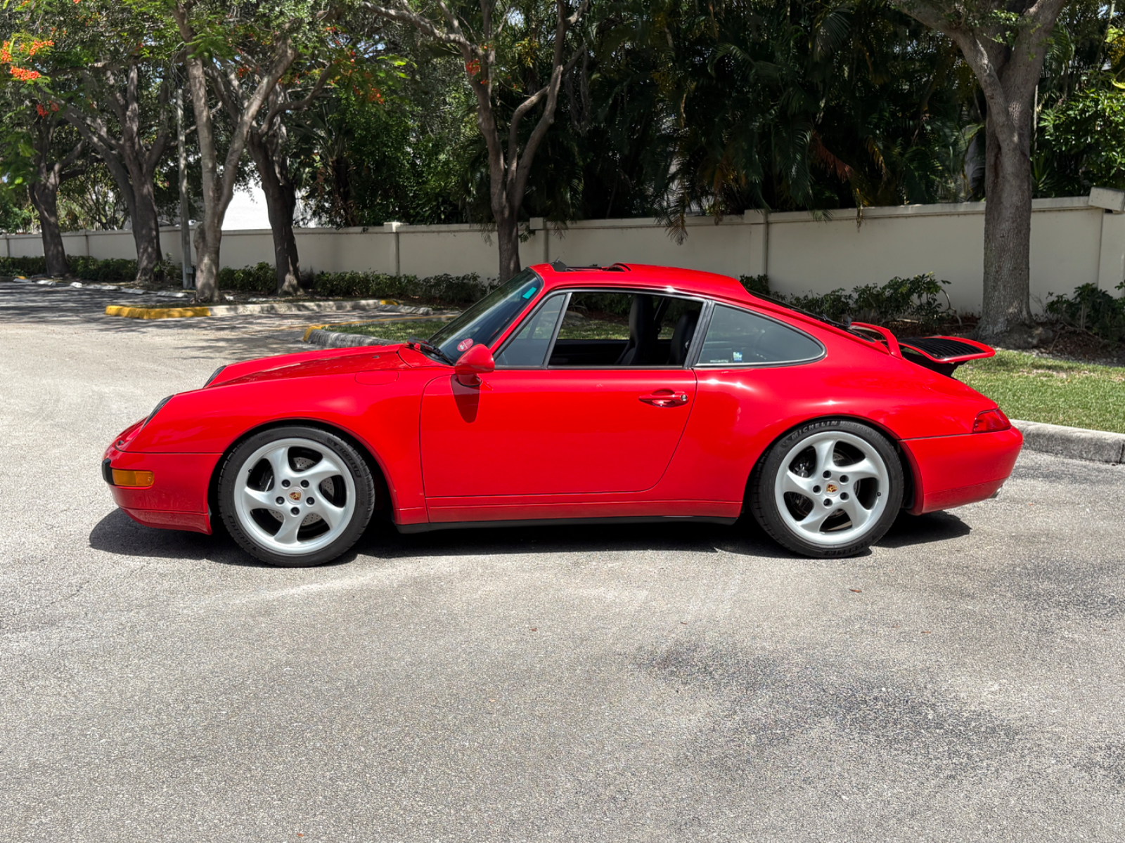 1995 Porsche 911 Carrera - Image 16