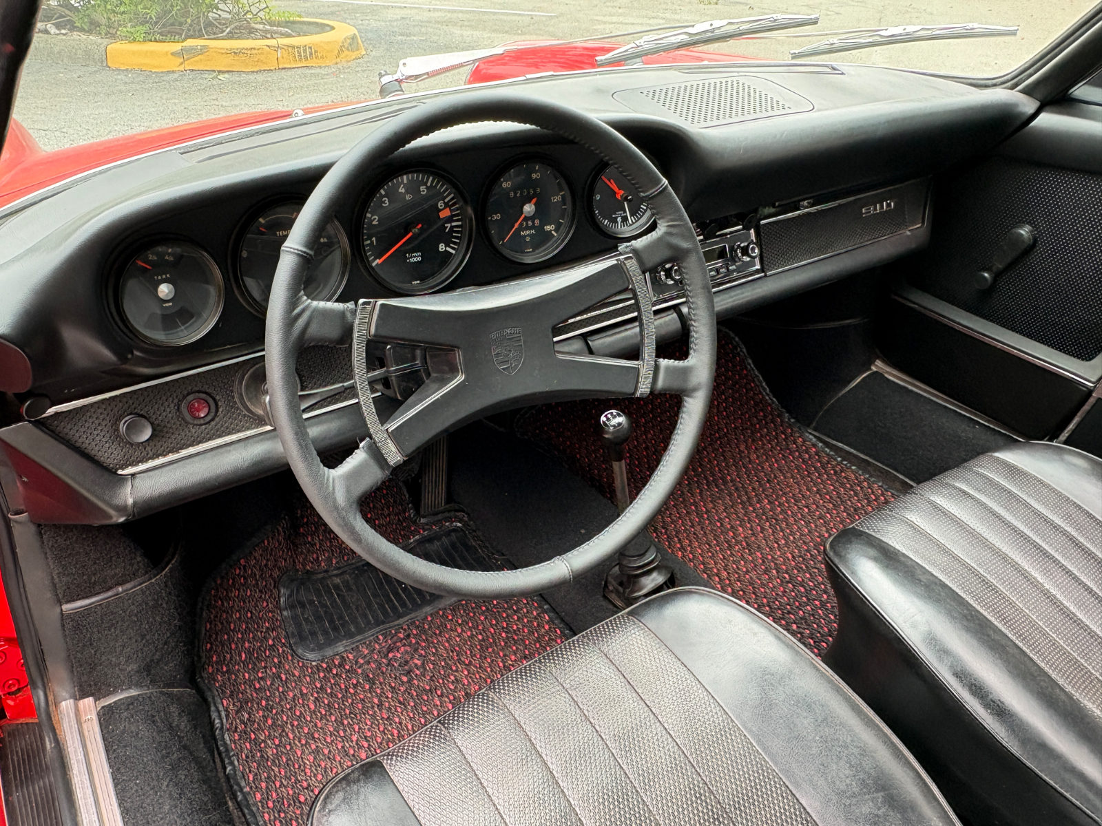 1970 Porsche 911 T Targa - Image 30