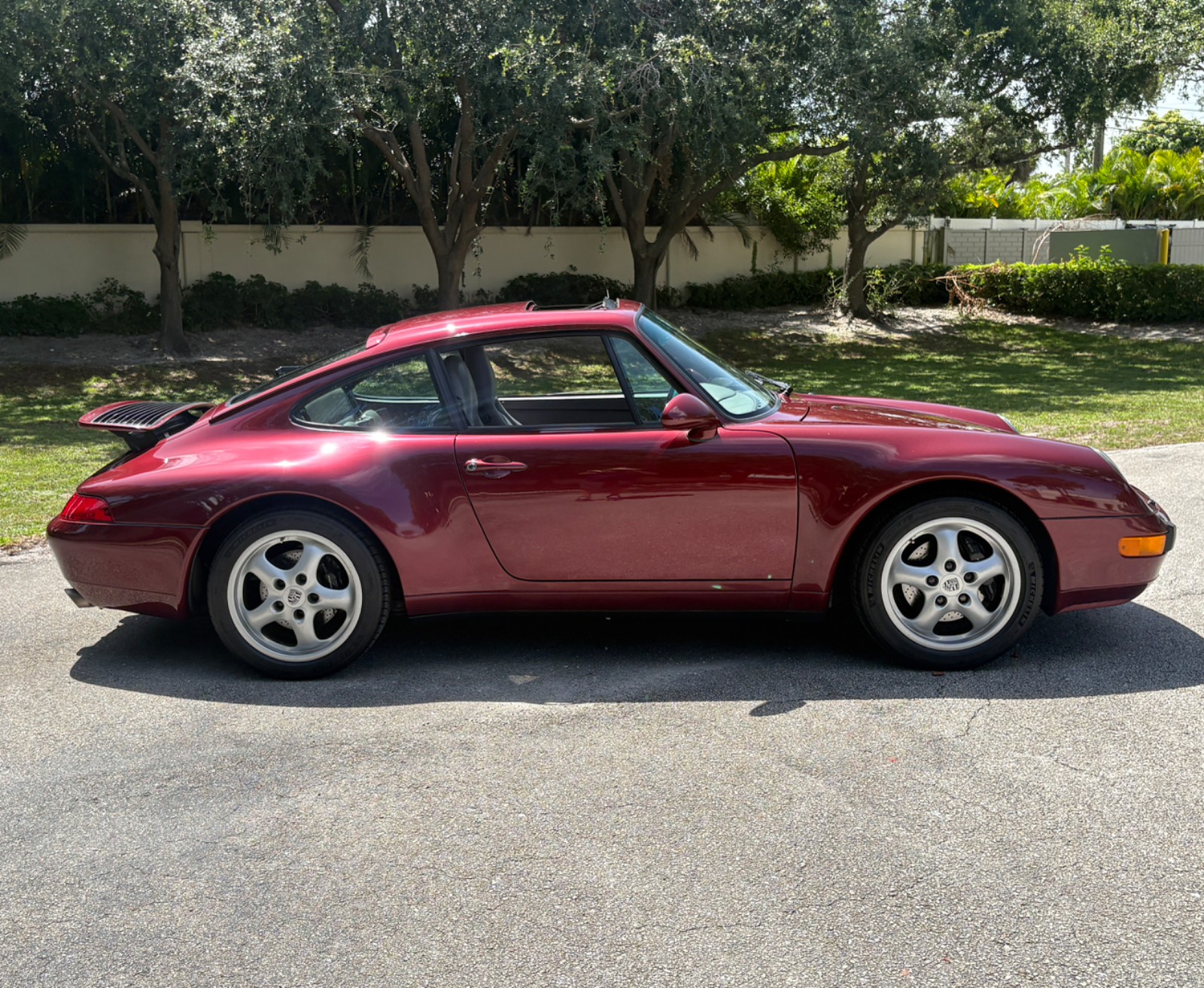 1997 Porsche 911 Carrera - Image 25