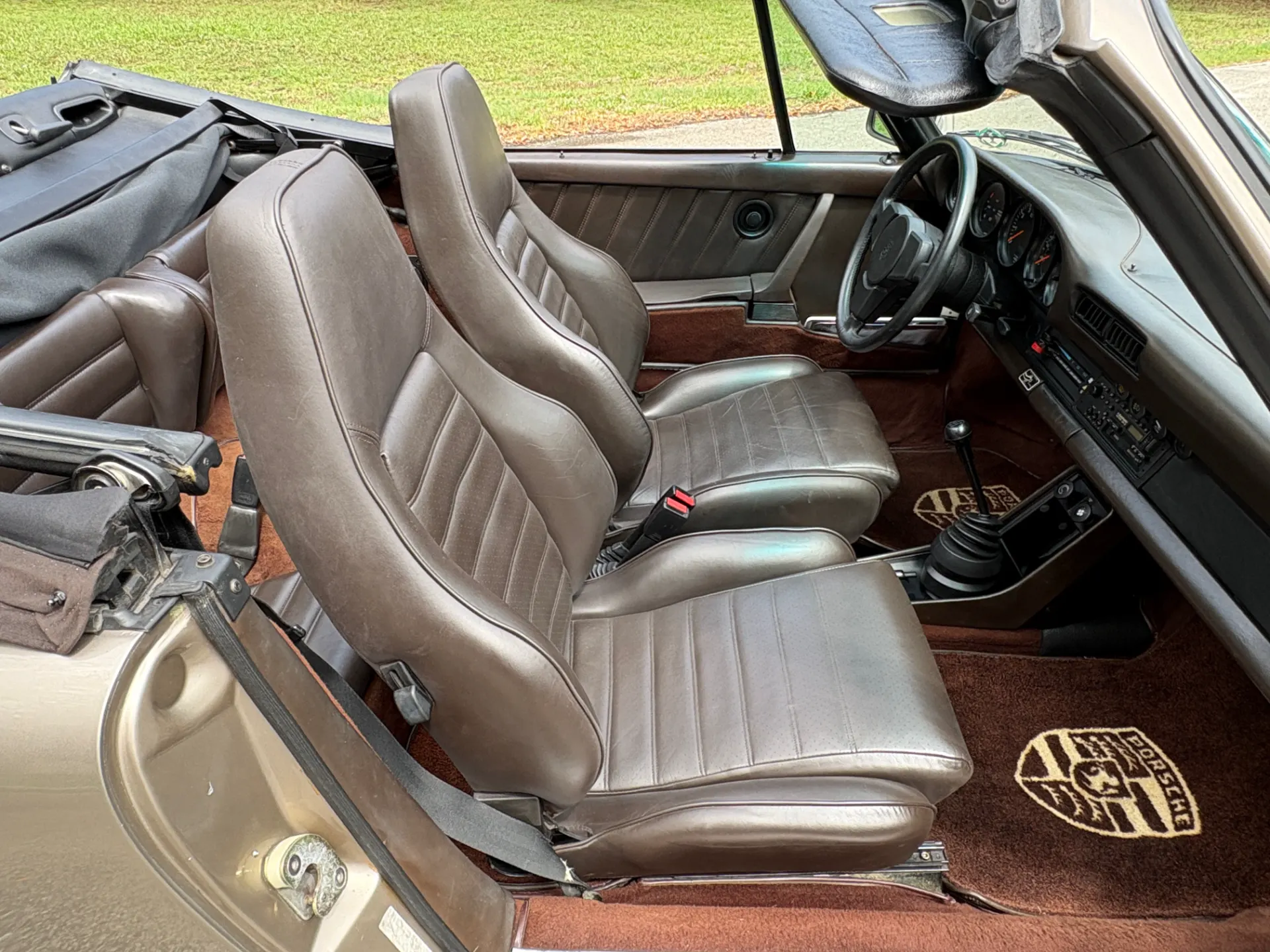 1984 Porsche 911 Carrera Cabriolet - Image 63