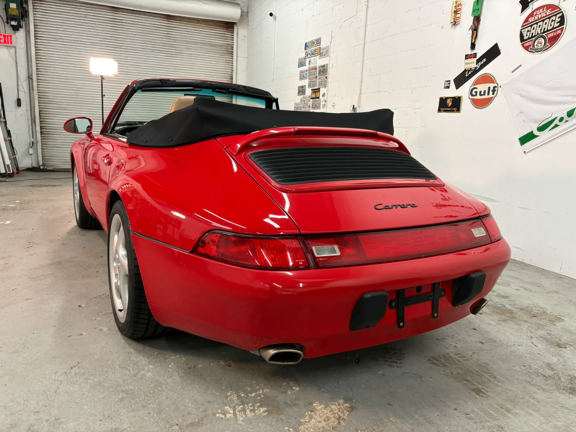 1998 Porsche 911 Carrera 2 Cabriolet - Image 12