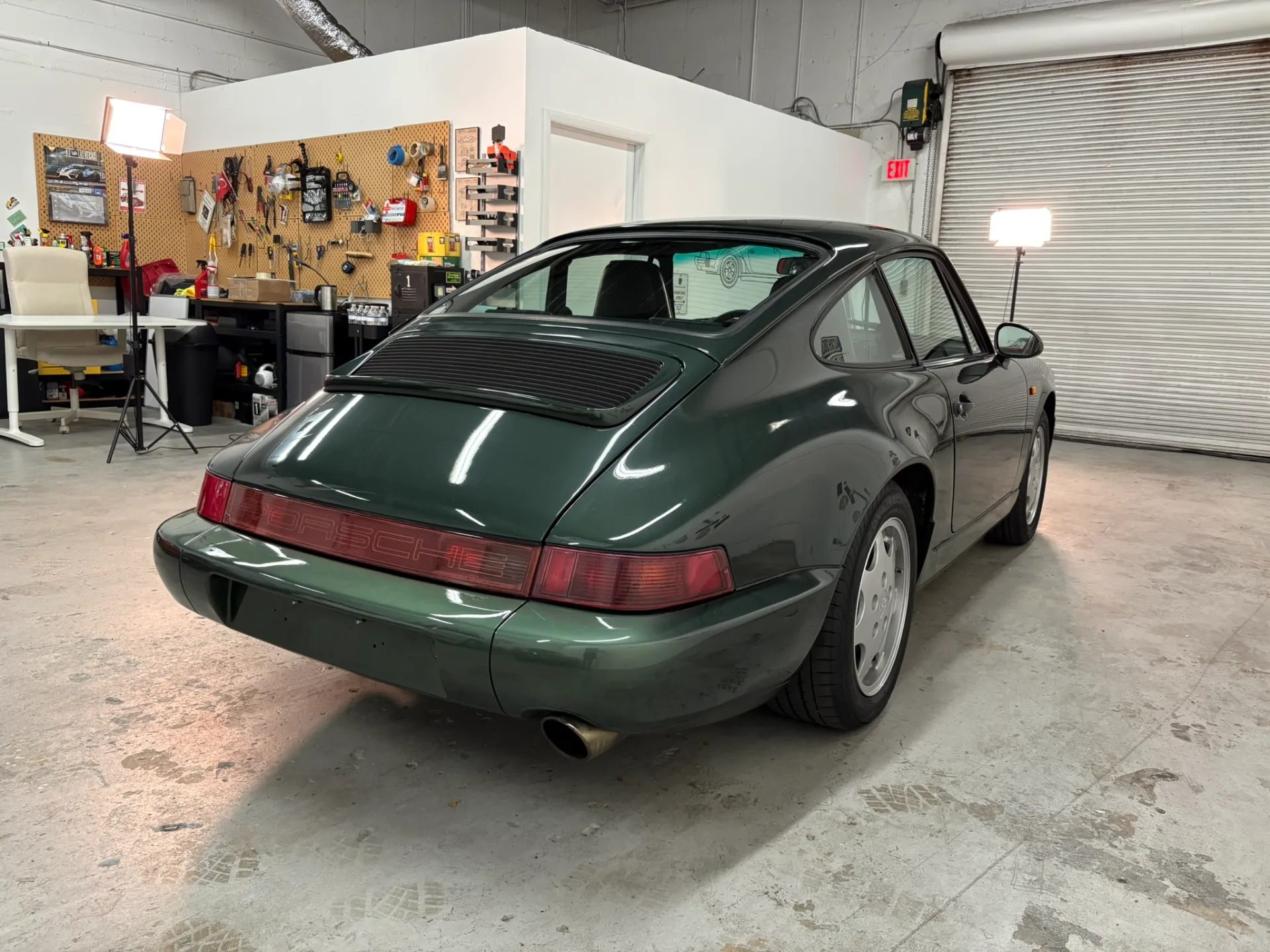 1993 Porsche 911 Carrera 2 - Image 14