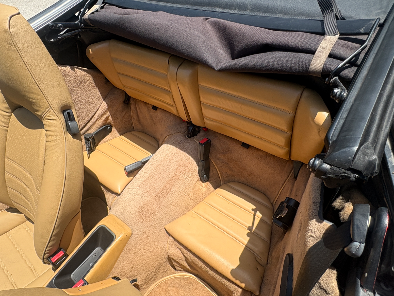 1990 Porsche 911 Carrera 4 Cabriolet - Image 29