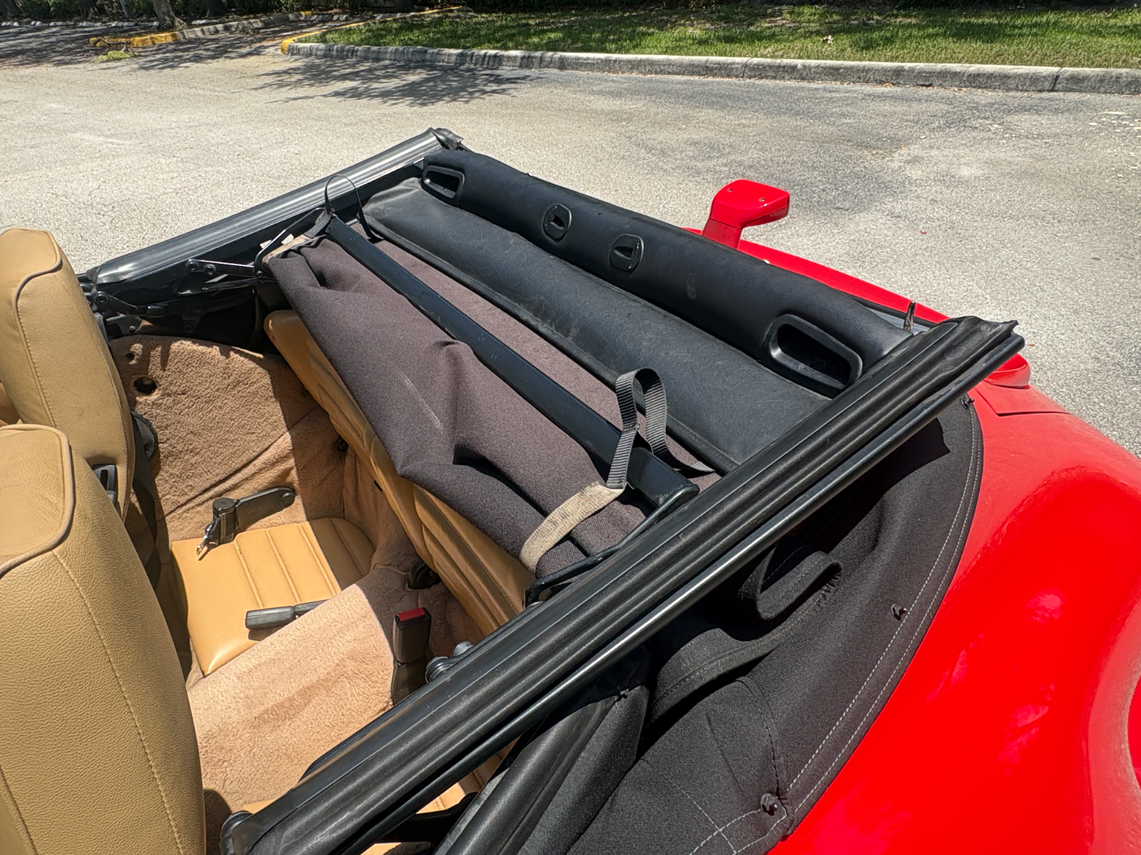1990 Porsche 911 Carrera 4 Cabriolet - Image 30