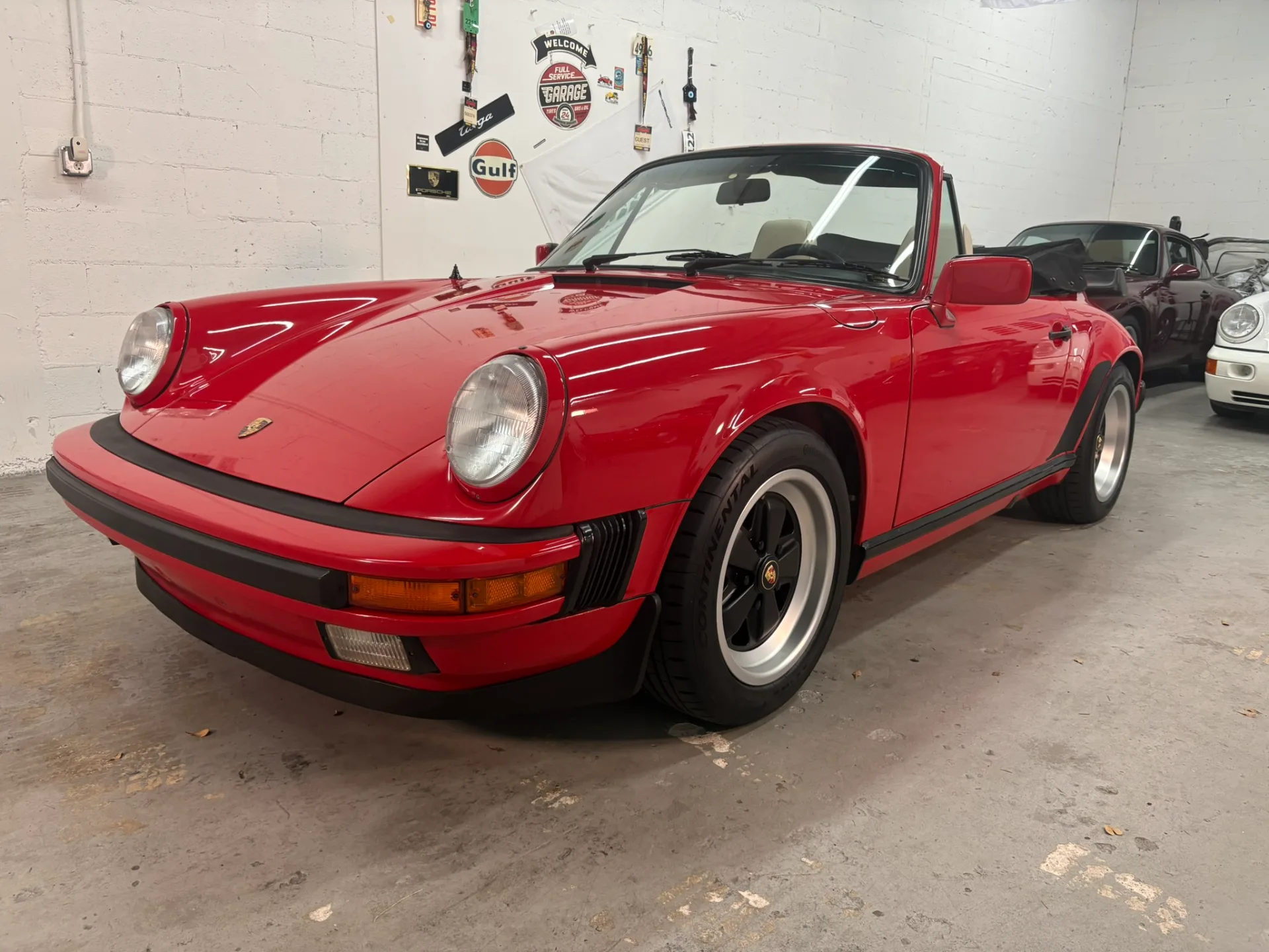 1988 Porsche 911 Carrera Cabriolet