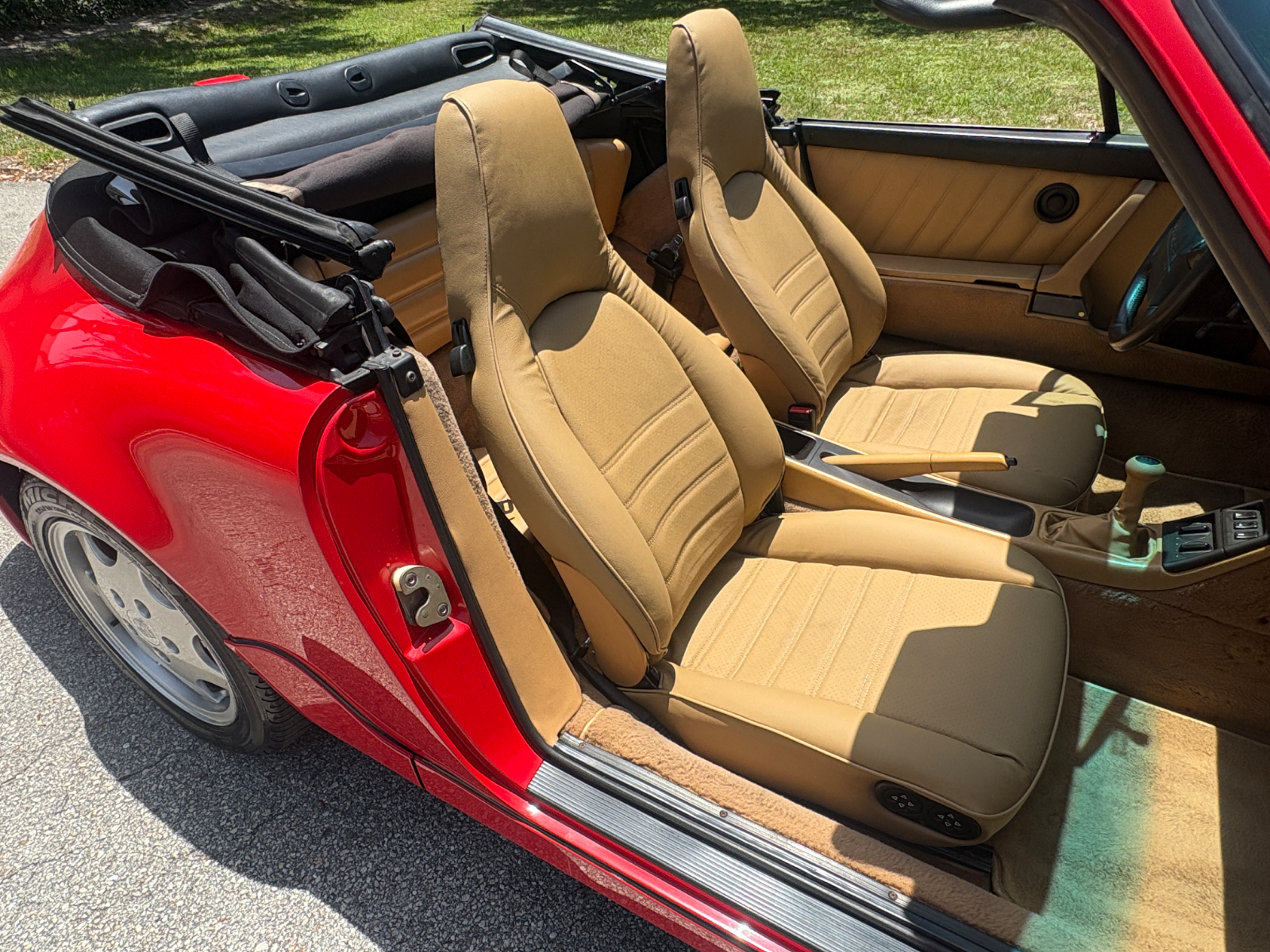1990 Porsche 911 Carrera 4 Cabriolet - Image 35