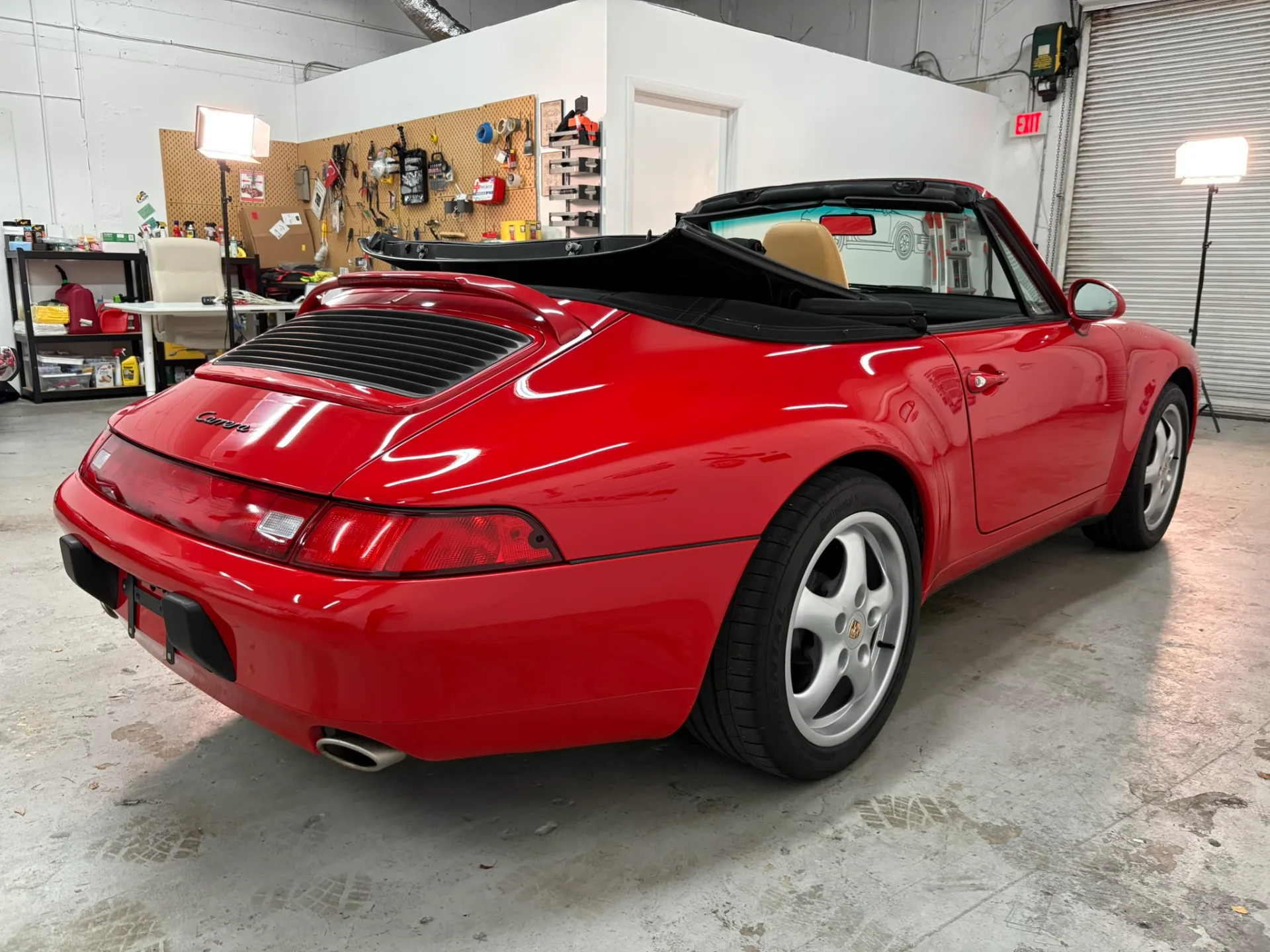 1995 Porsche 911 Carrera Cabriolet - Image 19