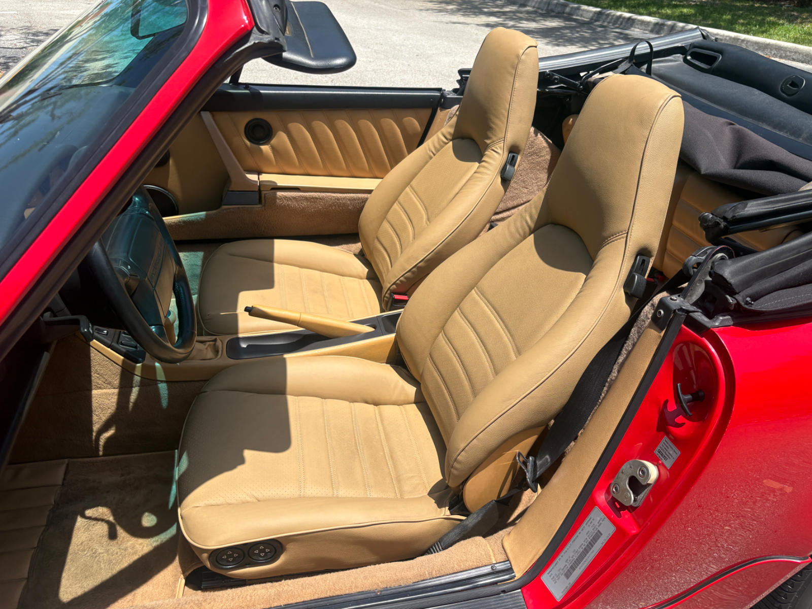 1990 Porsche 911 Carrera 4 Cabriolet - Image 27