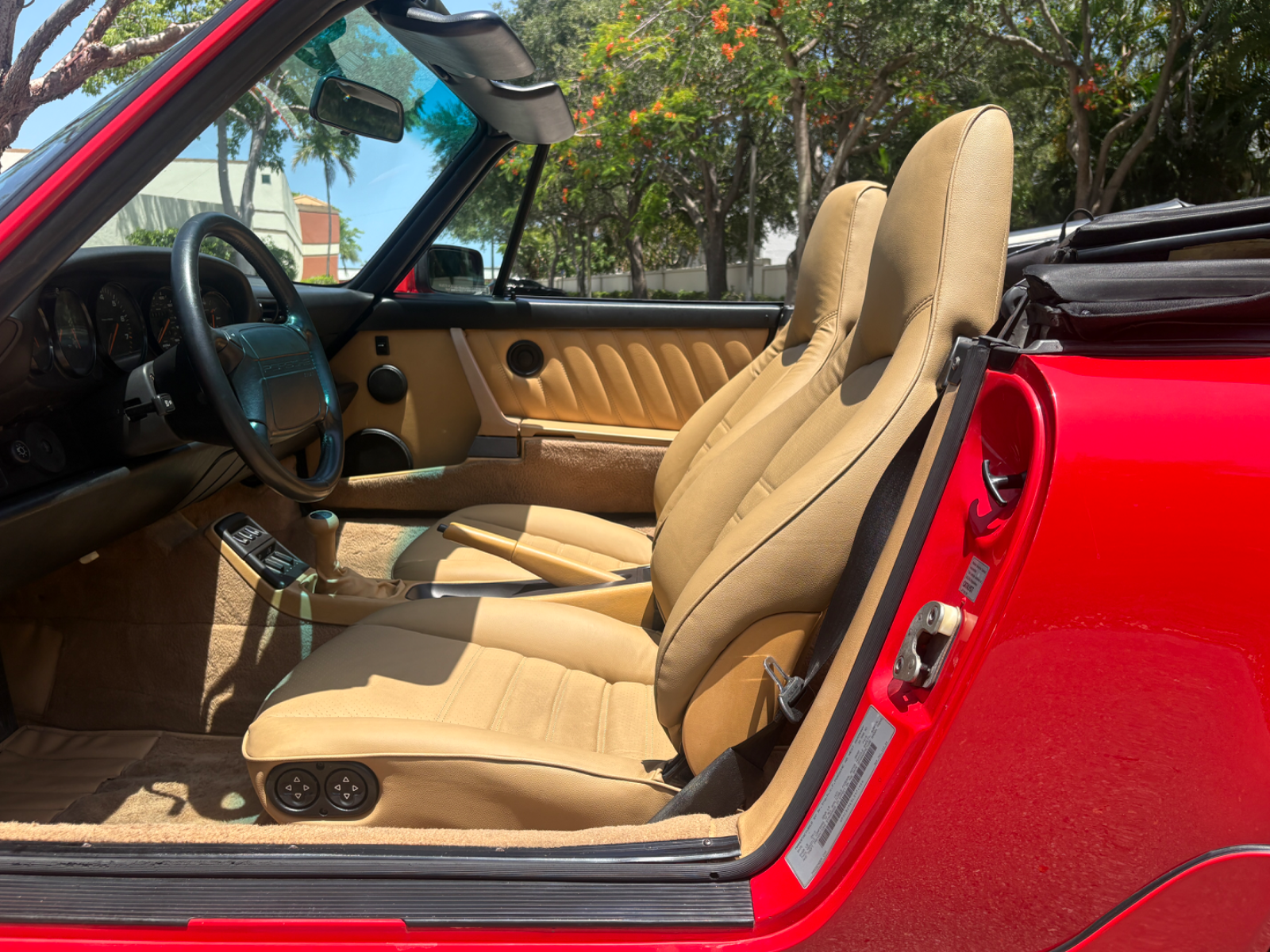 1990 Porsche 911 Carrera 4 Cabriolet - Image 28