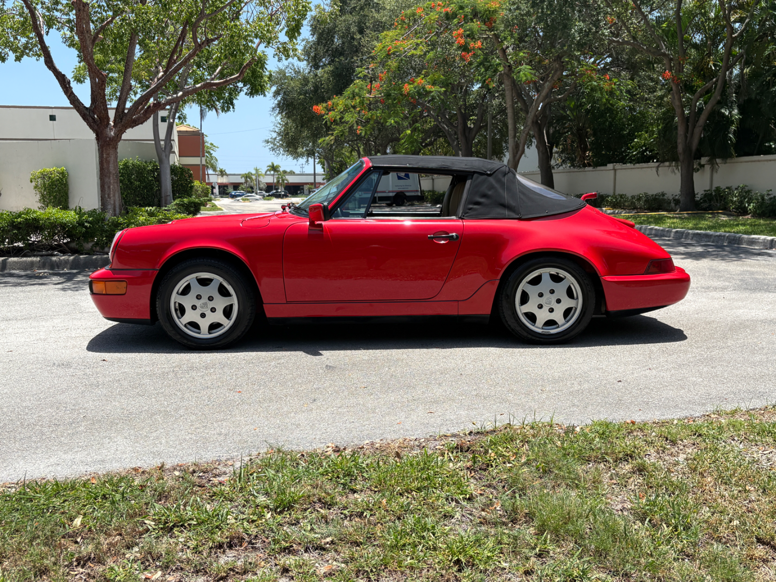 1990 Porsche 911 Carrera 4 Cabriolet - Image 48