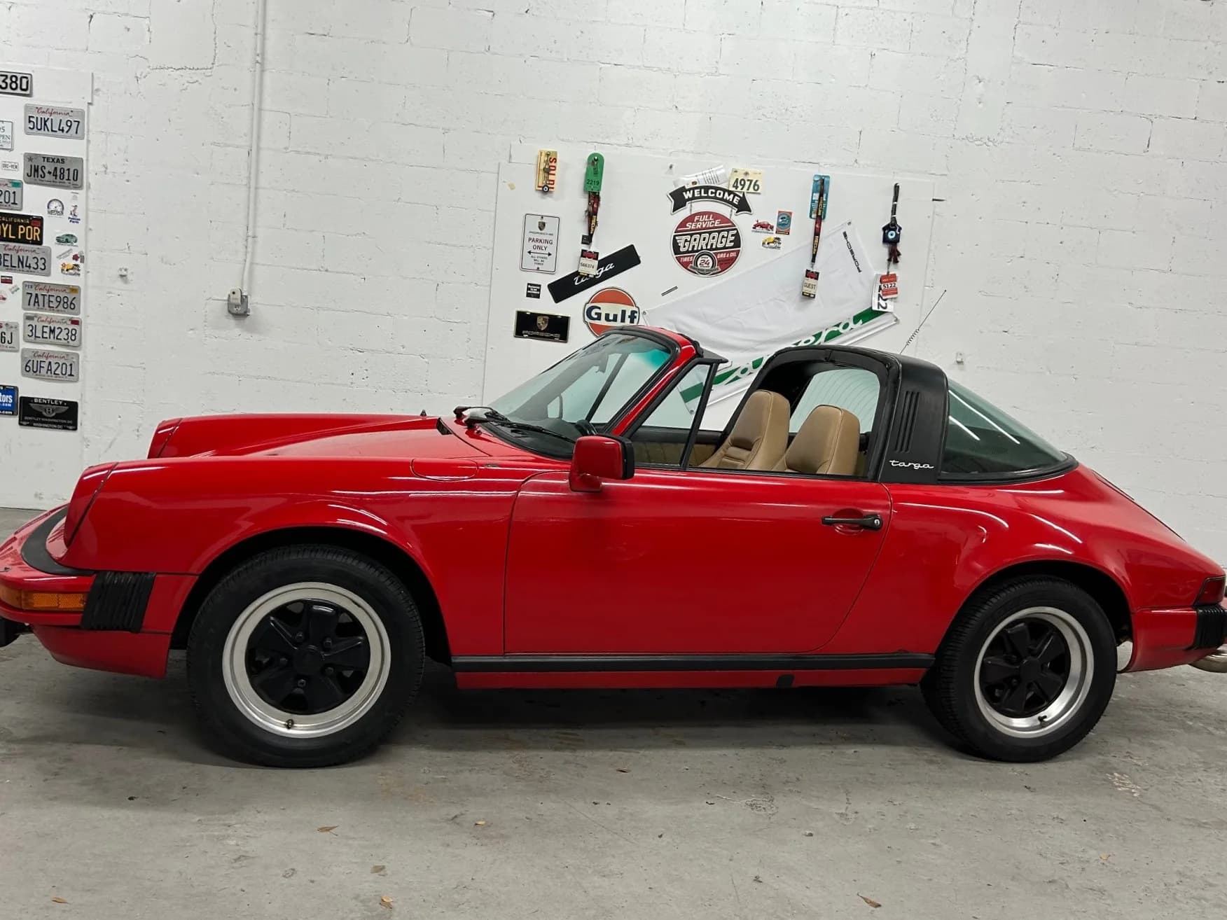 1982 Porsche 911 SC Targa