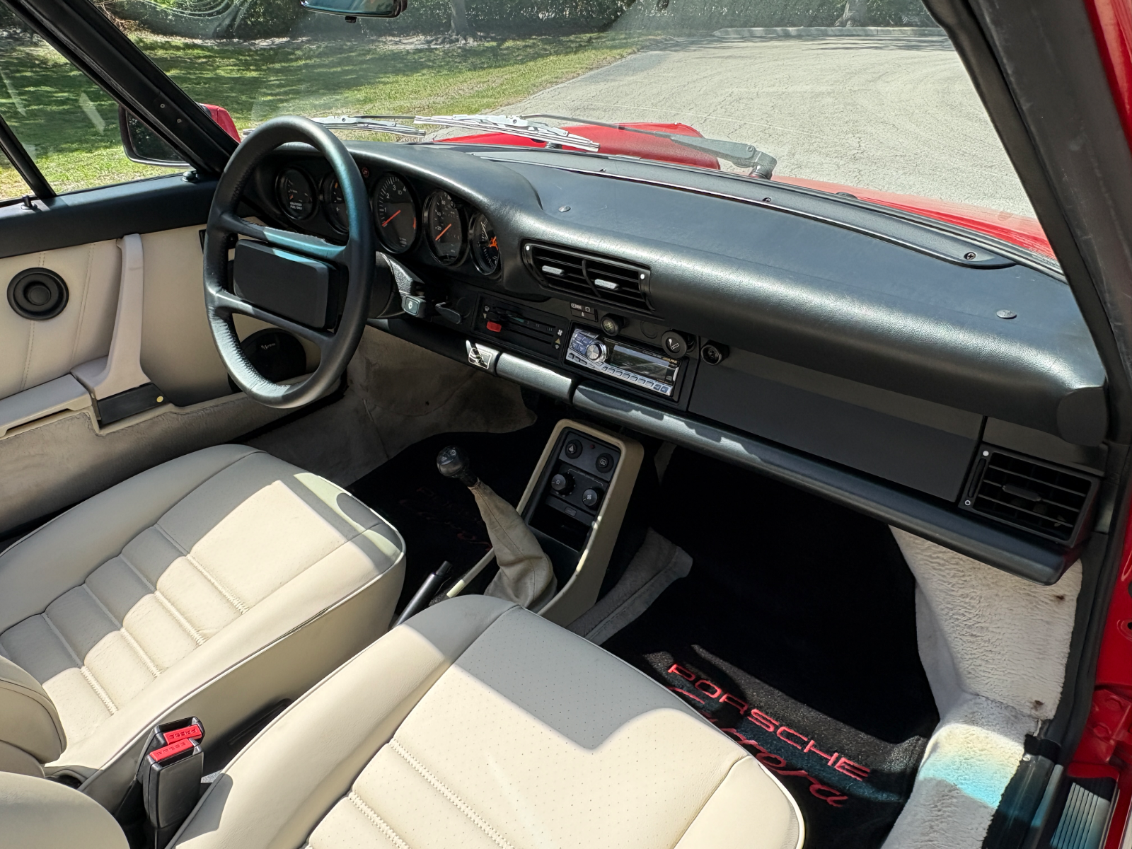 1988 Porsche 911 Carrera Cabriolet - Image 31