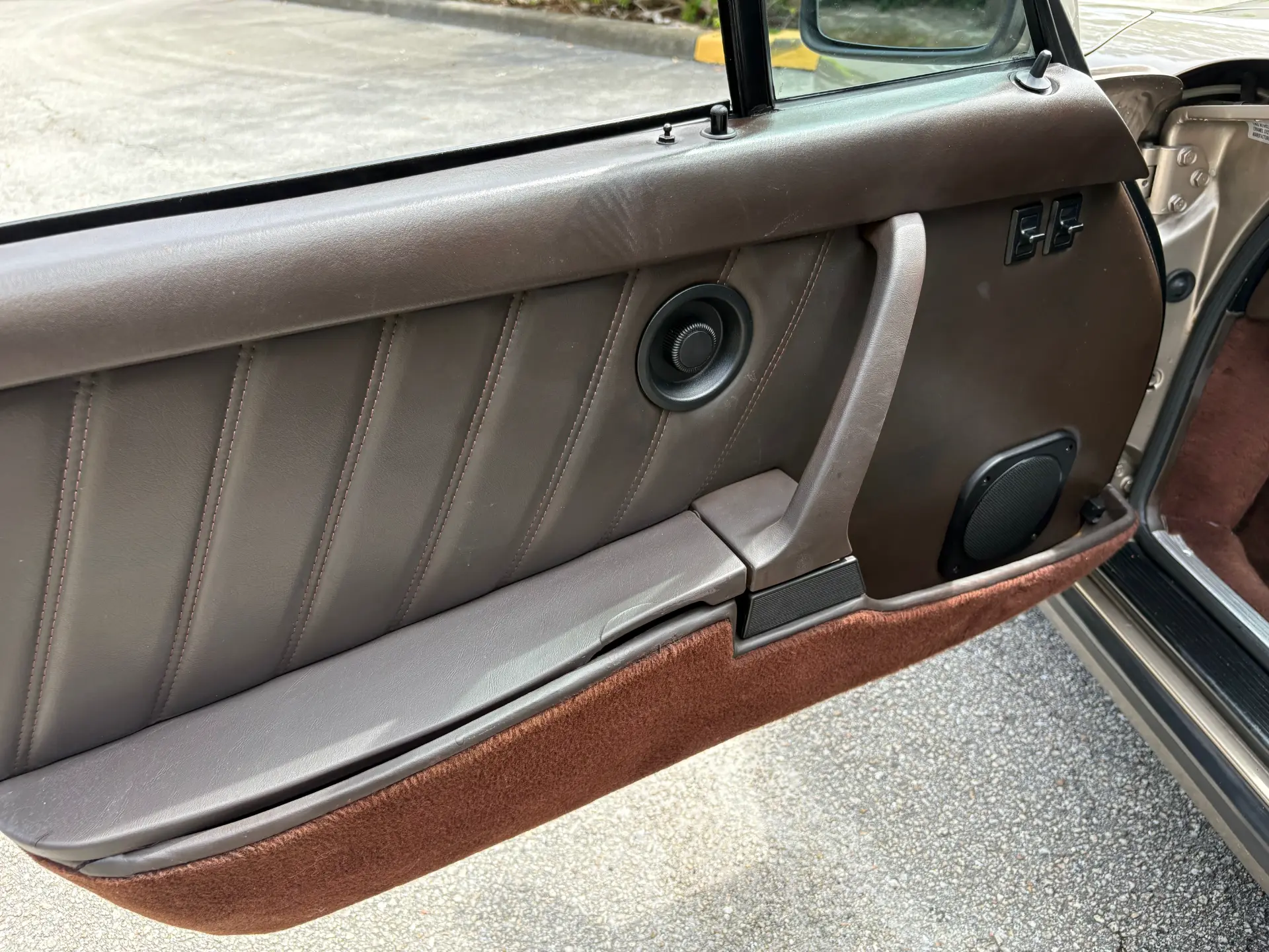 1984 Porsche 911 Carrera Cabriolet - Image 47