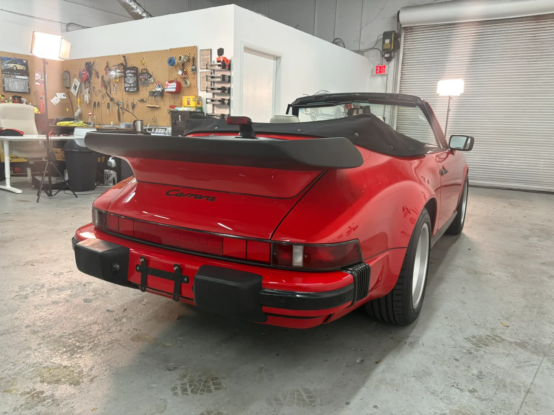 1988 Porsche 911 Carrera Cabriolet - Image 11