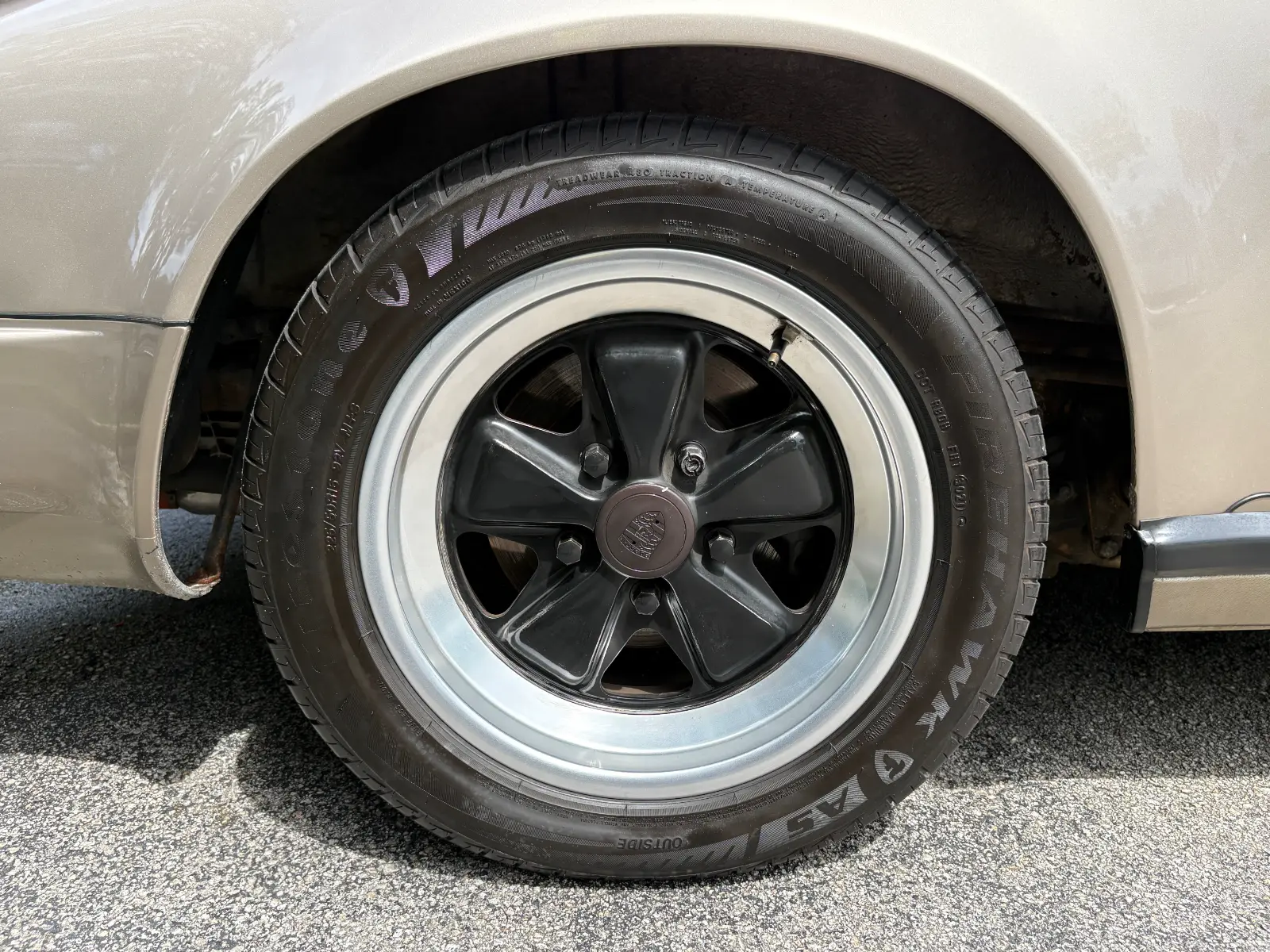 1984 Porsche 911 Carrera Cabriolet - Image 16