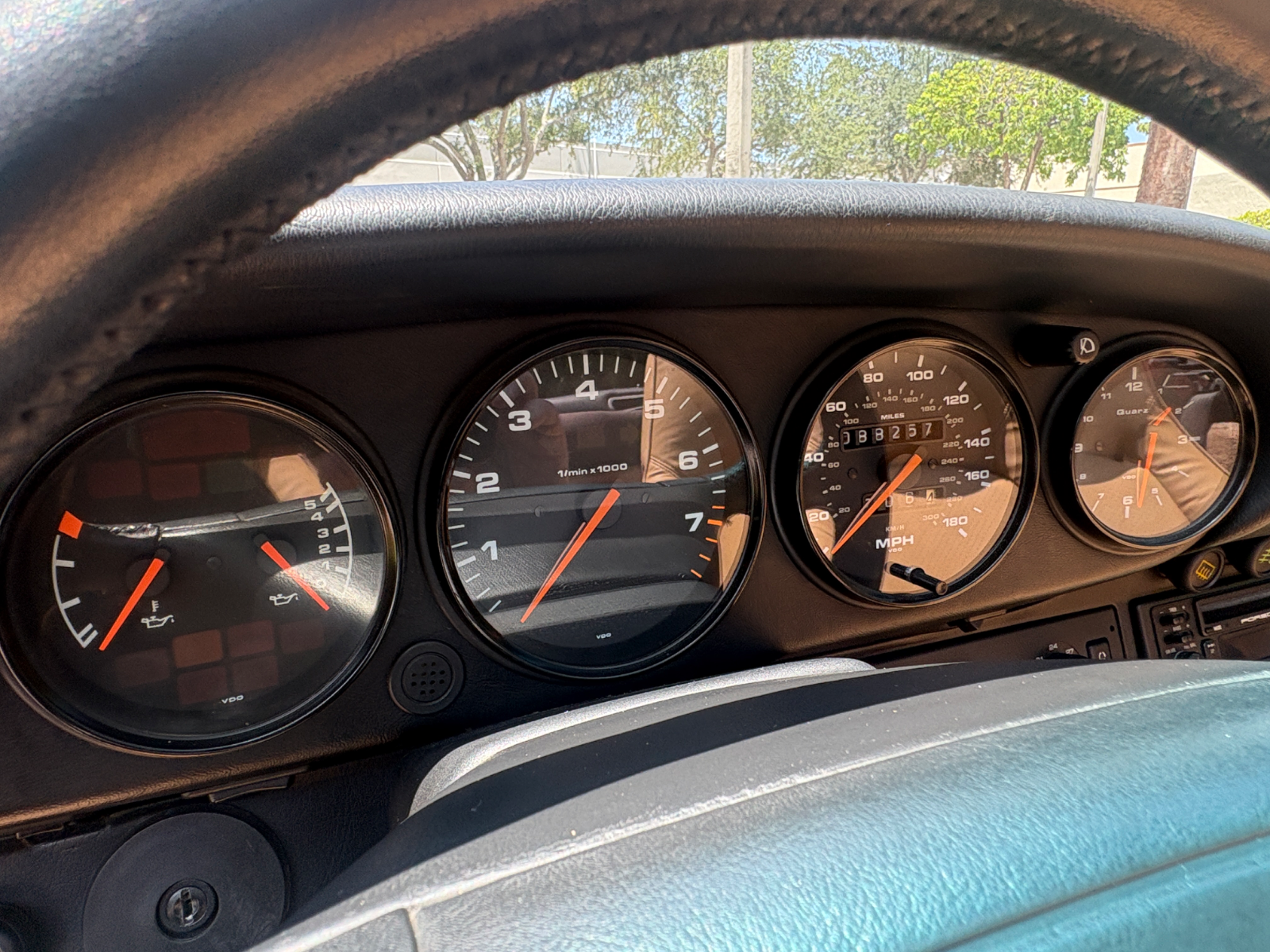1990 Porsche 911 Carrera 4 Cabriolet - Image 19