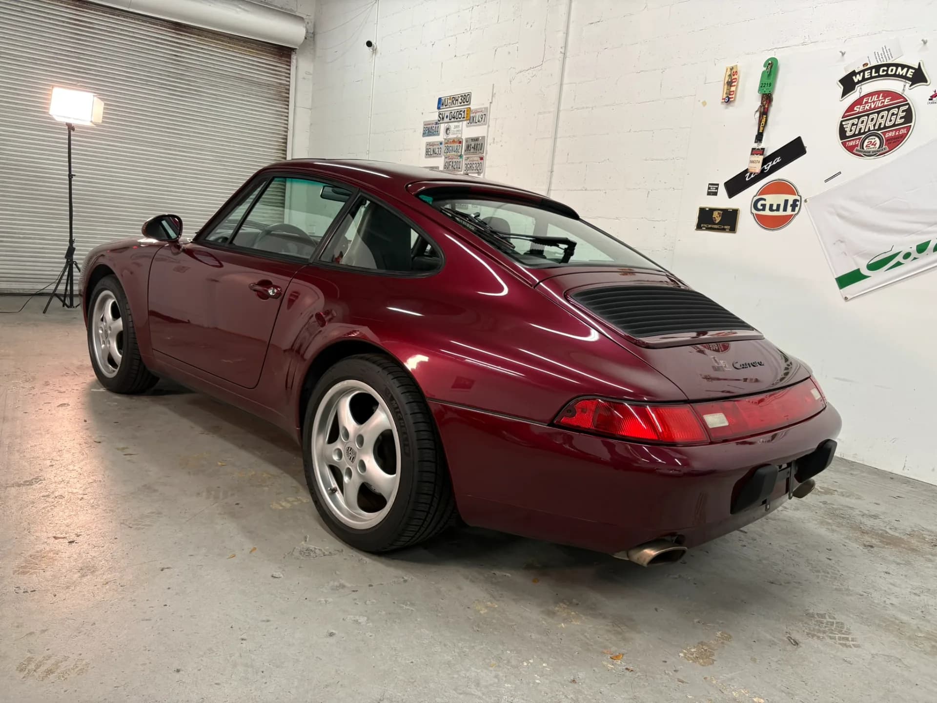 1997 Porsche 911 Carrera - Image 12