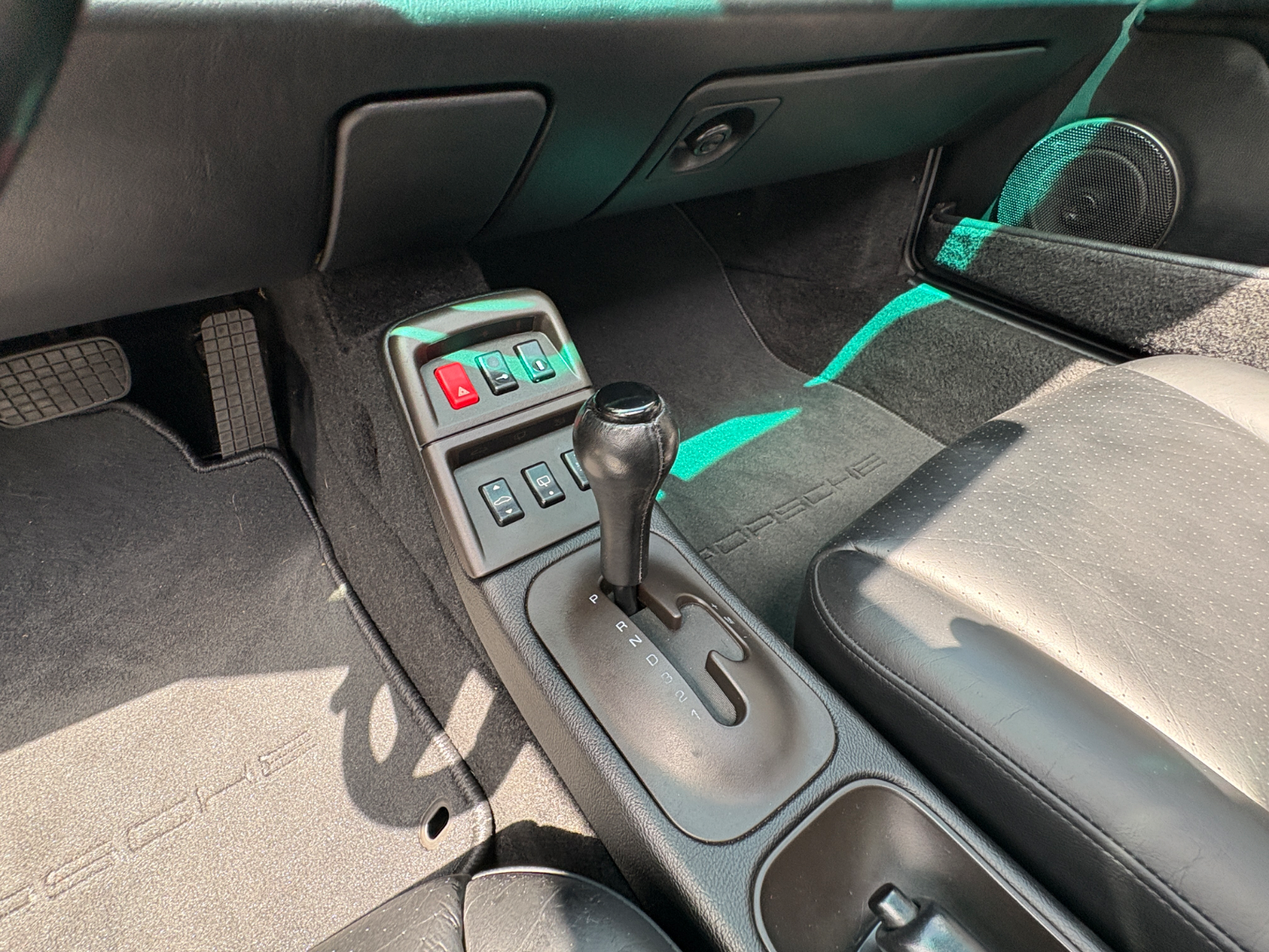 1995 Porsche 911 Carrera - Image 35