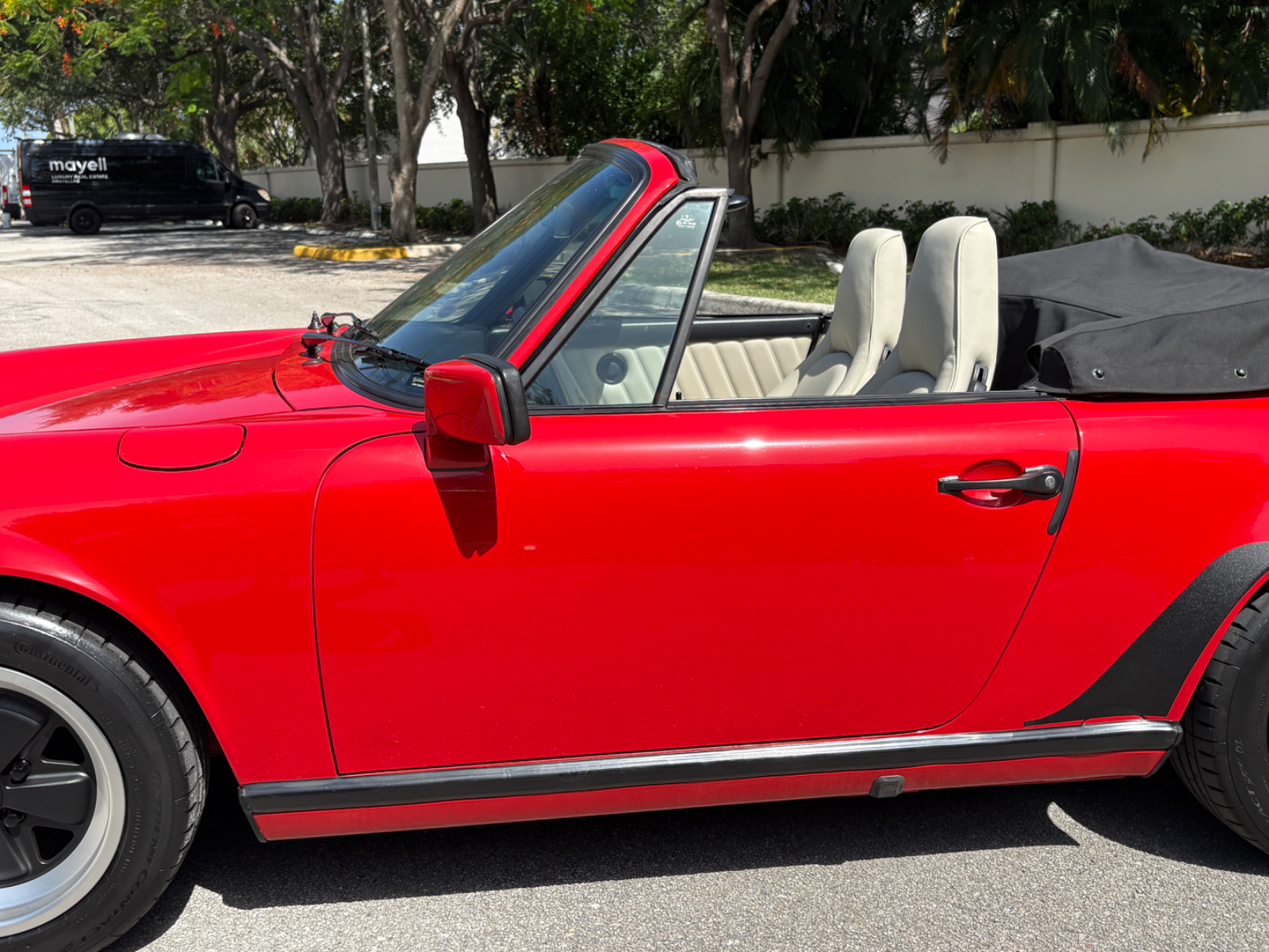 1988 Porsche 911 Carrera Cabriolet - Image 17
