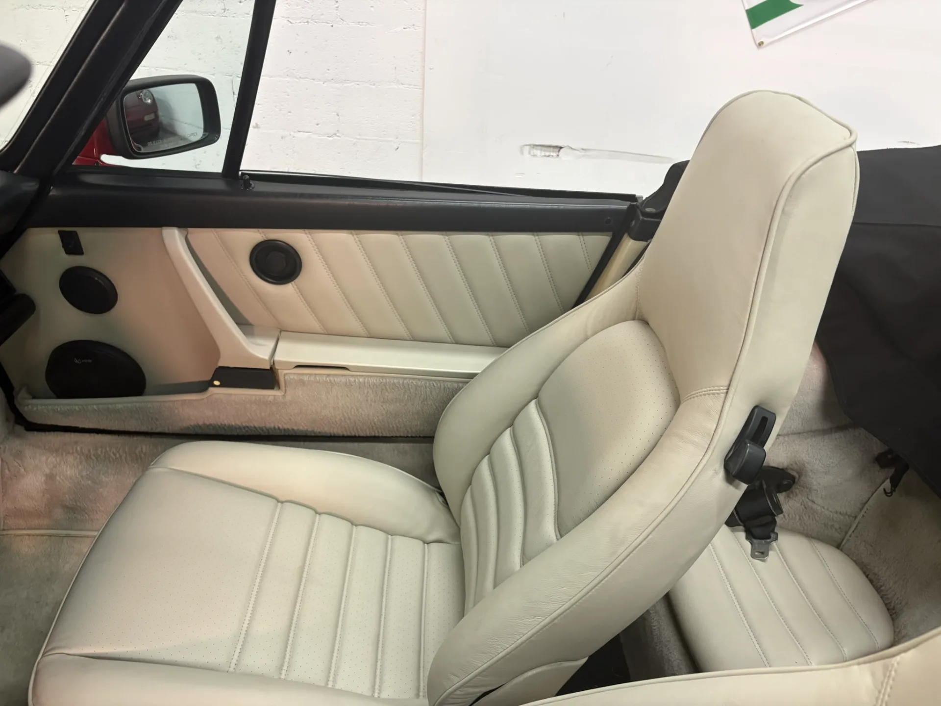 1988 Porsche 911 Carrera Cabriolet - Image 33