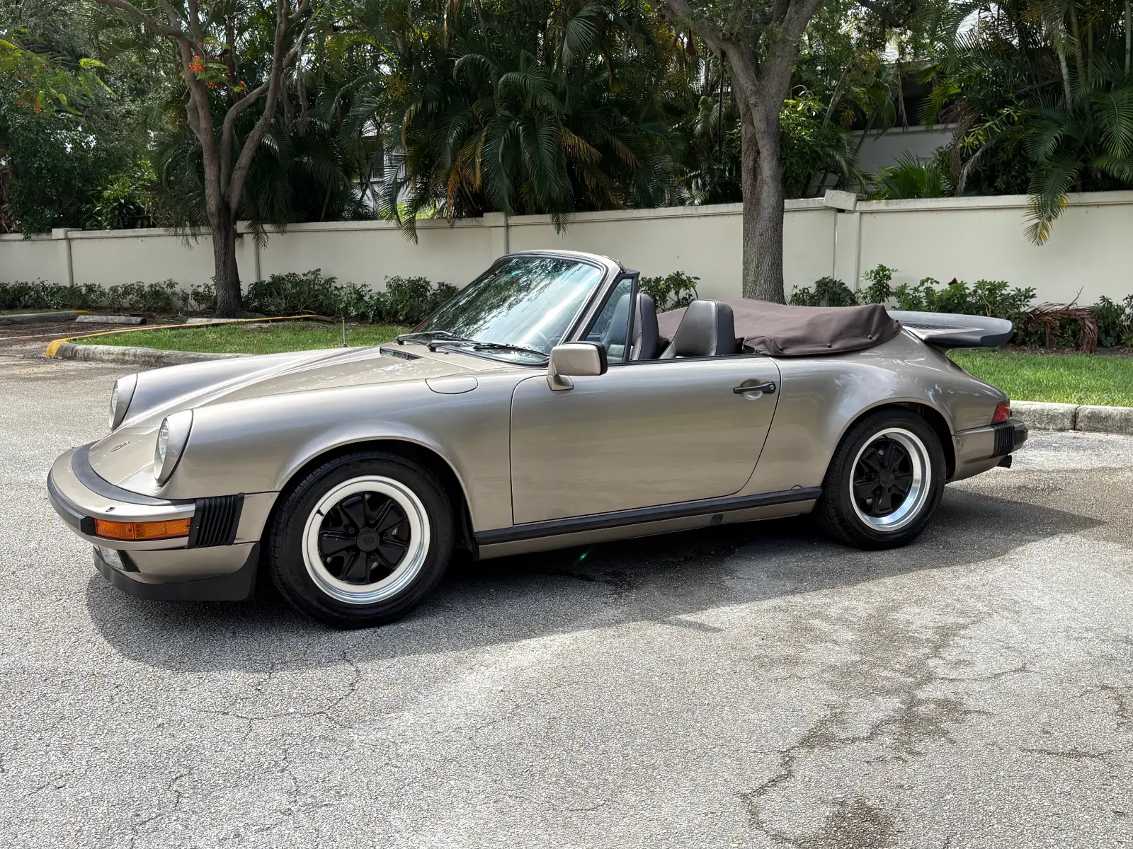 1984 Porsche 911 Carrera Cabriolet - Image 39