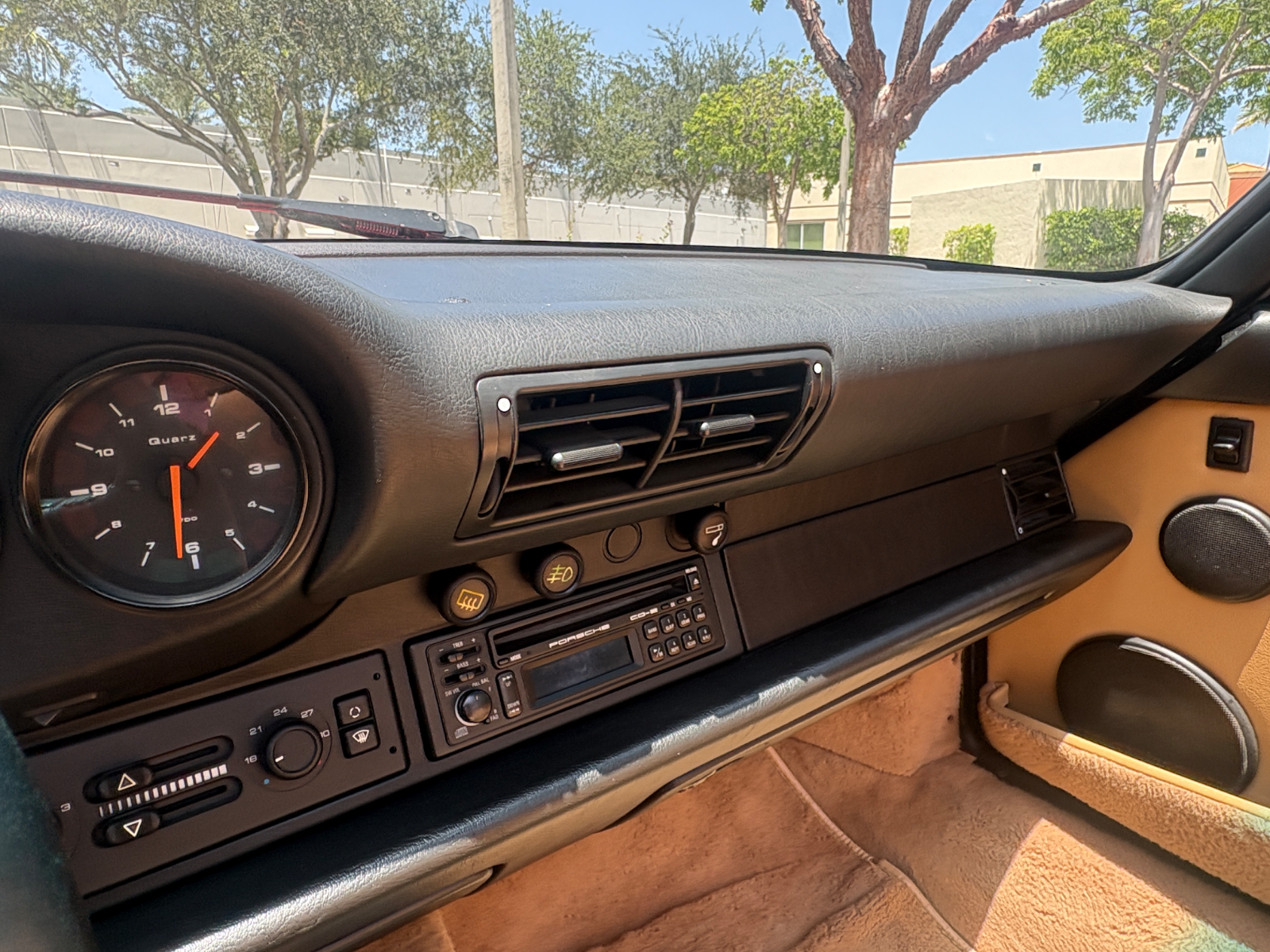 1990 Porsche 911 Carrera 4 Cabriolet - Image 23