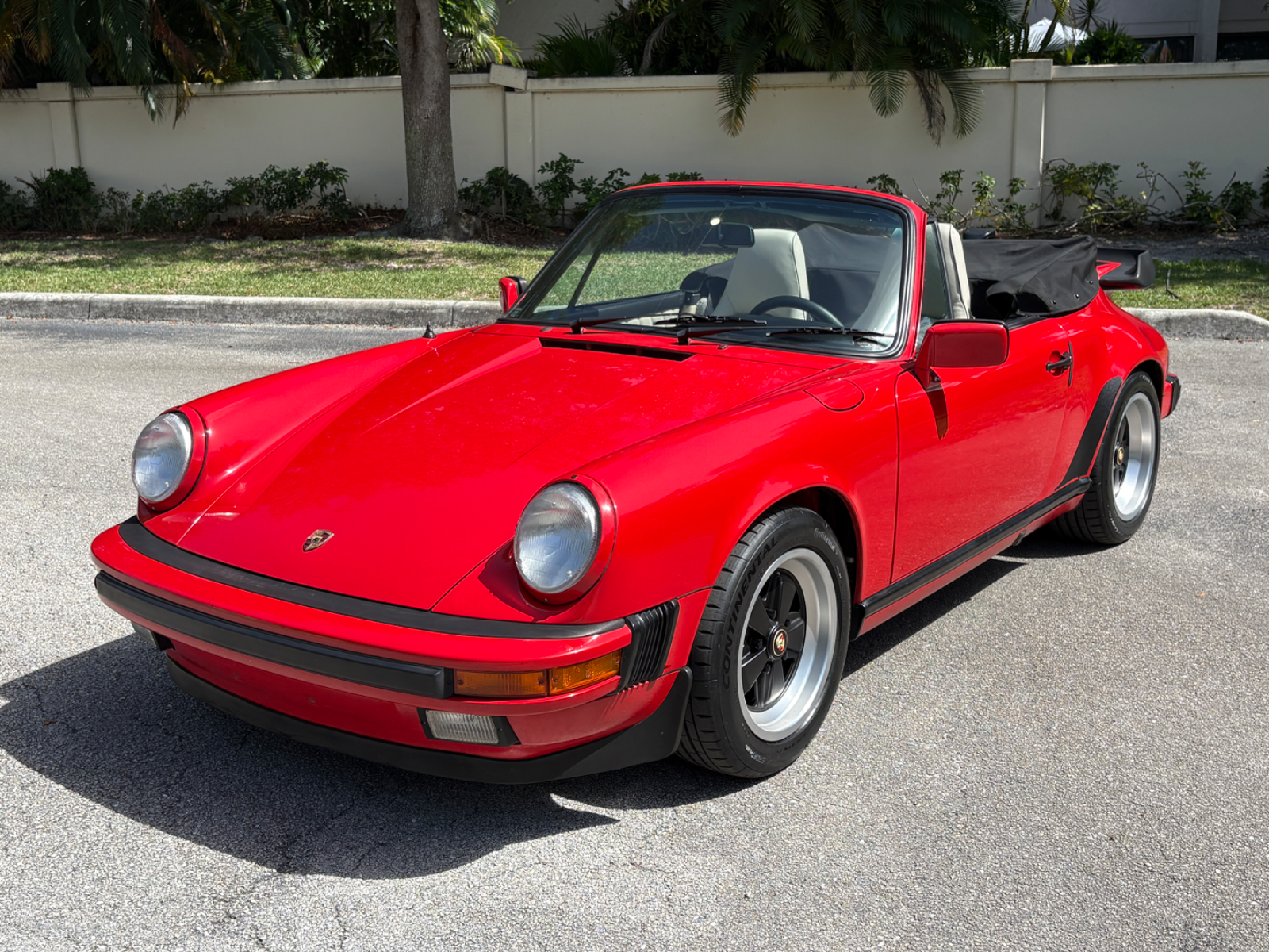 1988 Porsche 911 Carrera Cabriolet