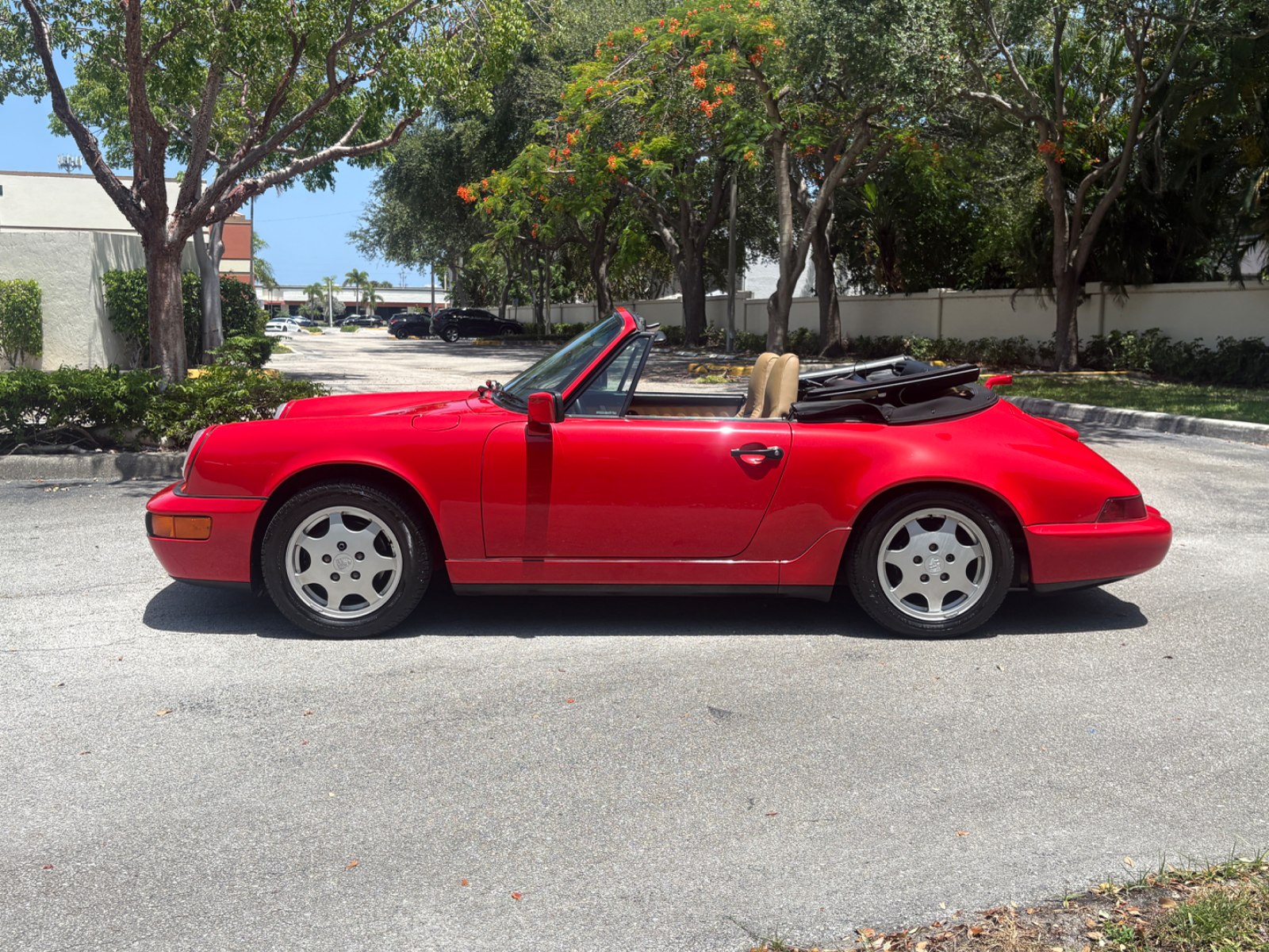 1990 Porsche 911 Carrera 4 Cabriolet - Image 8