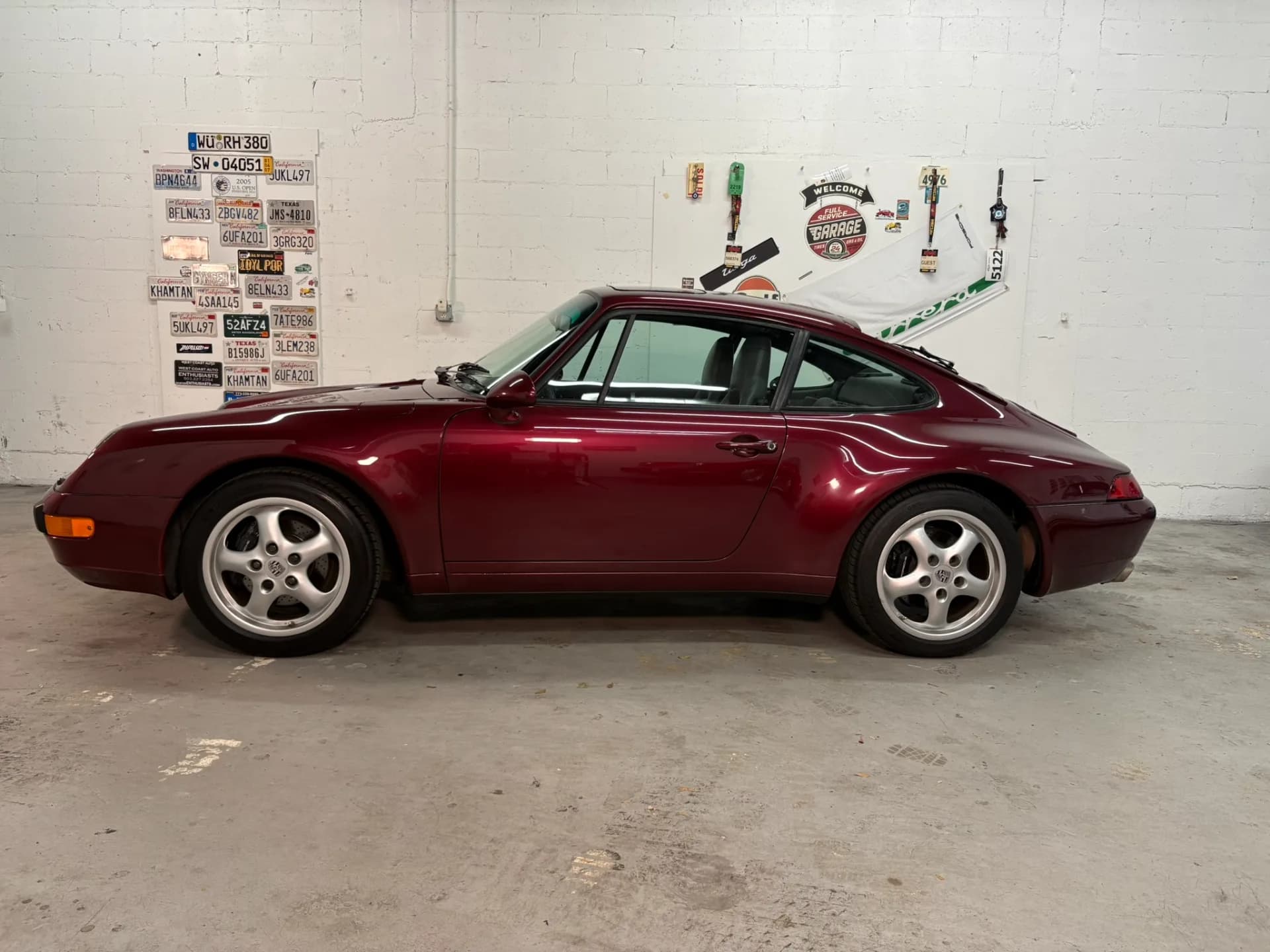 1997 Porsche 911 Carrera - Image 9