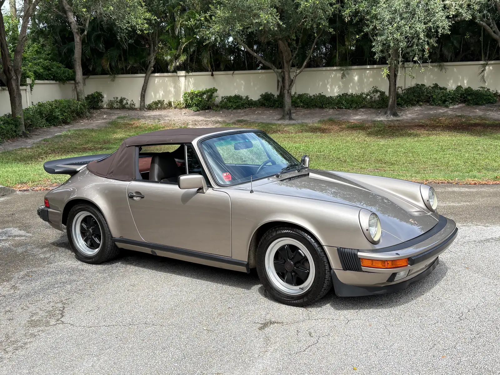 1984 Porsche 911 Carrera Cabriolet - Image 5