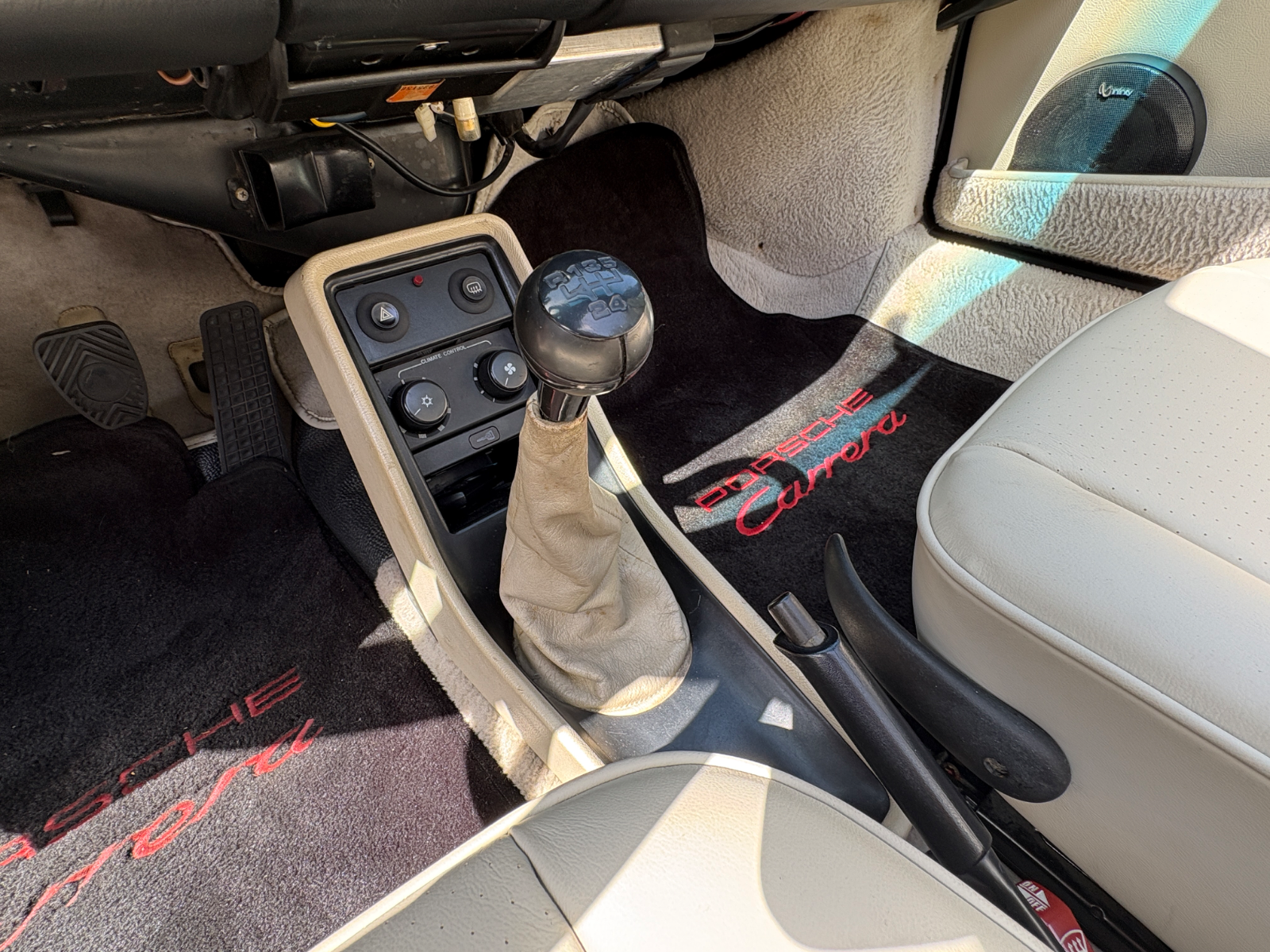 1988 Porsche 911 Carrera Cabriolet - Image 24