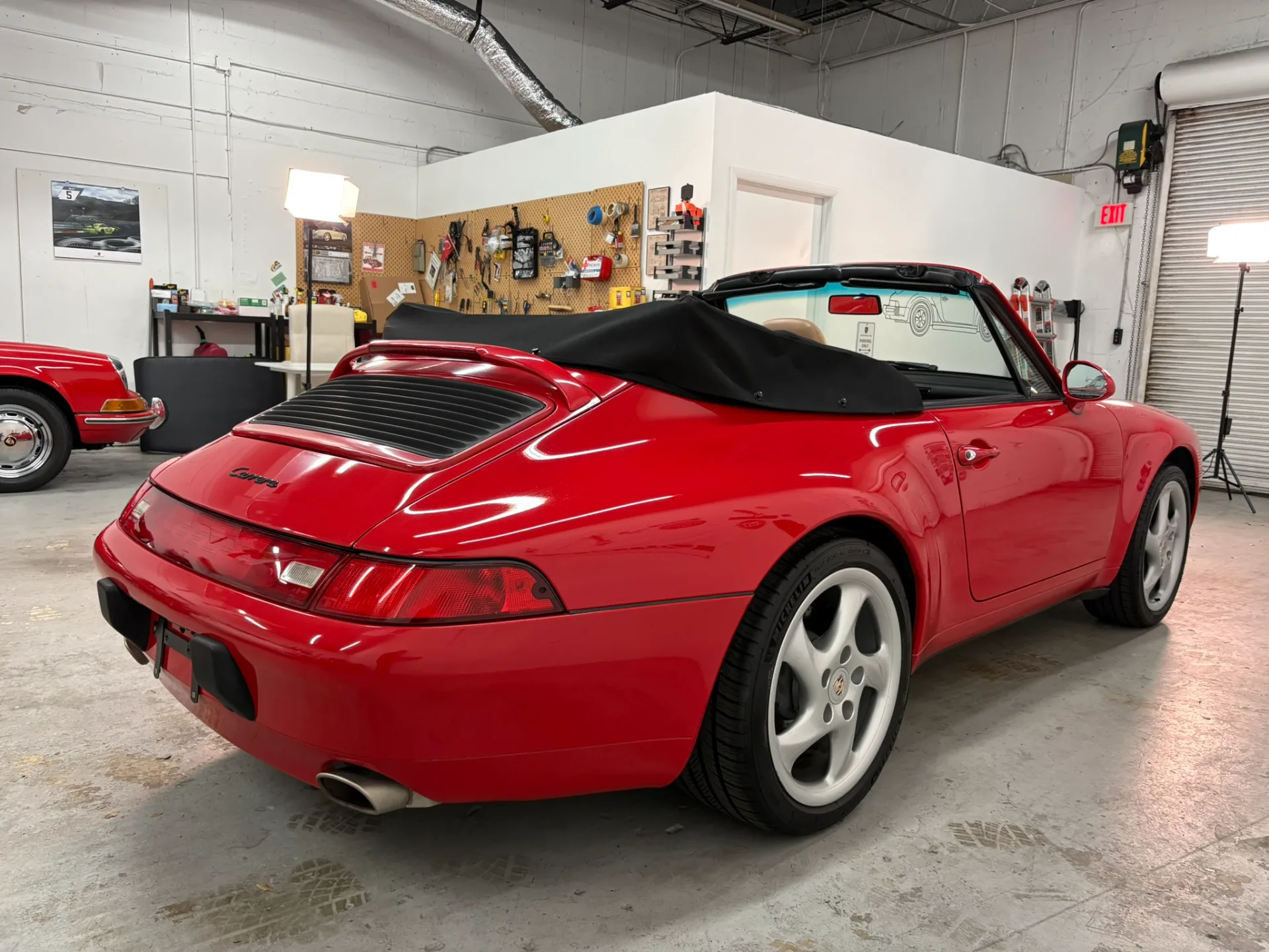 1998 Porsche 911 Carrera 2 Cabriolet - Image 17