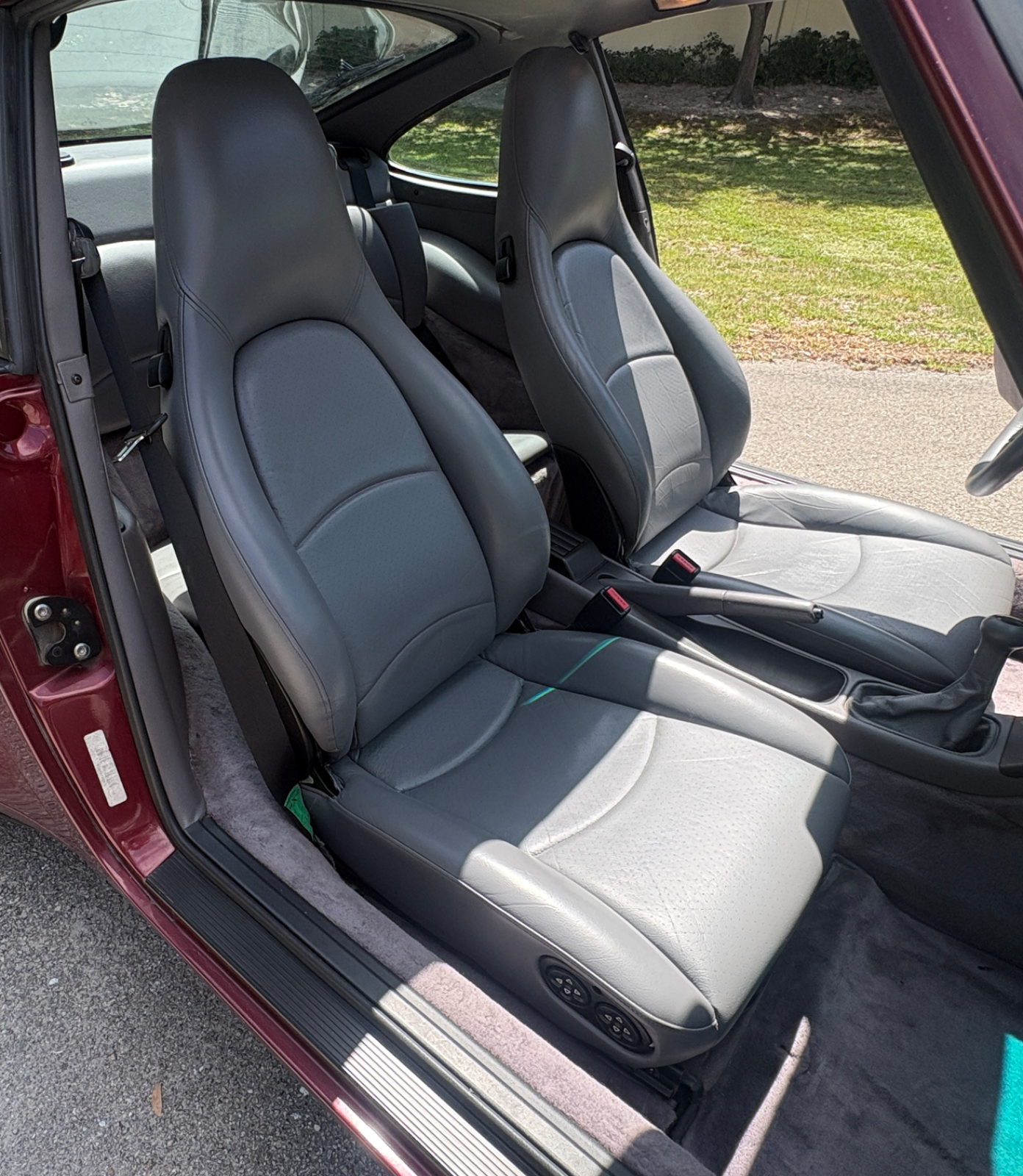 1997 Porsche 911 Carrera - Image 40