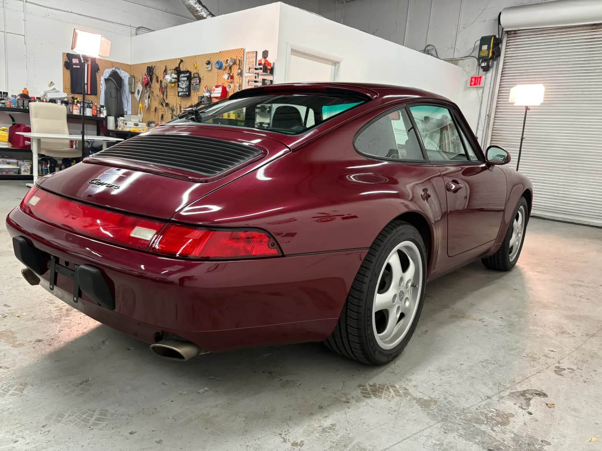1997 Porsche 911 Carrera - Image 17