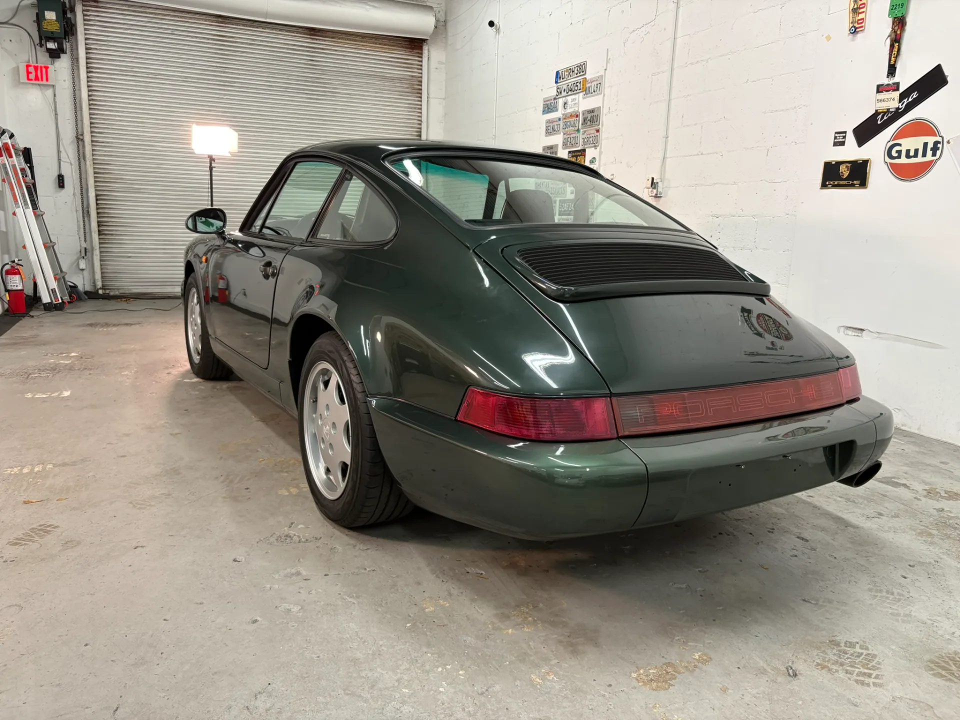 1993 Porsche 911 Carrera 2 - Image 12