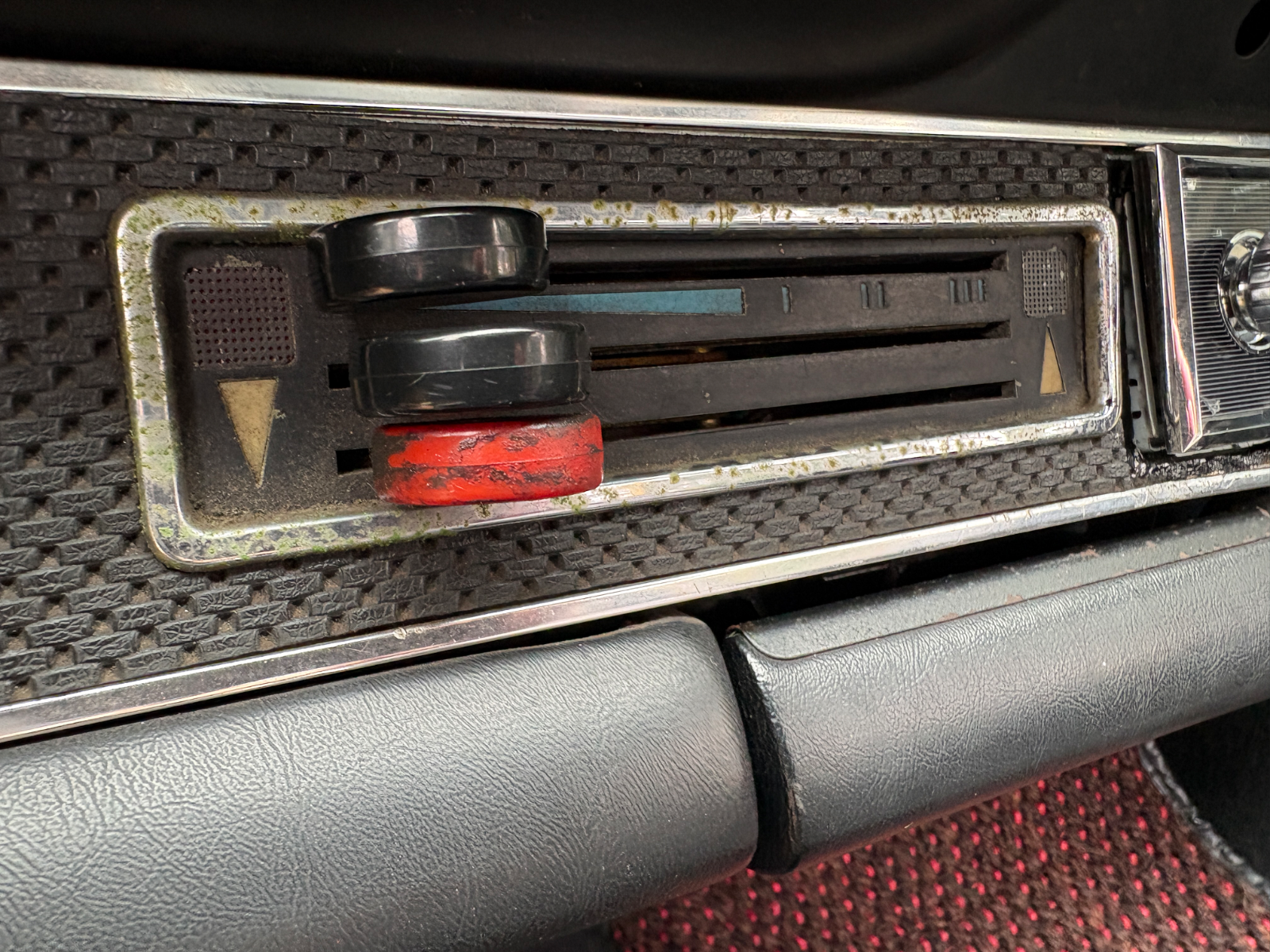 1970 Porsche 911 T Targa - Image 34