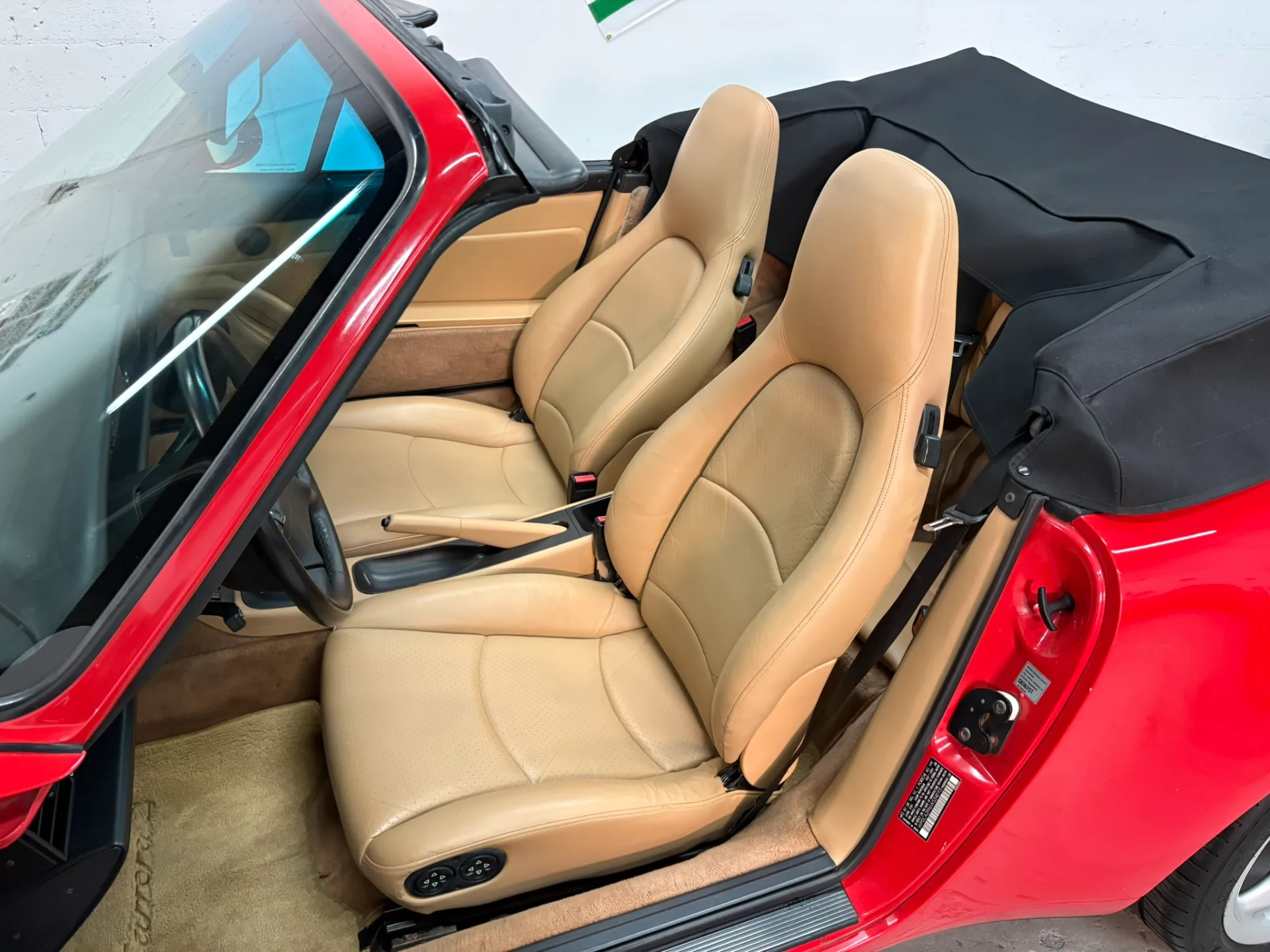 1998 Porsche 911 Carrera 2 Cabriolet - Image 43