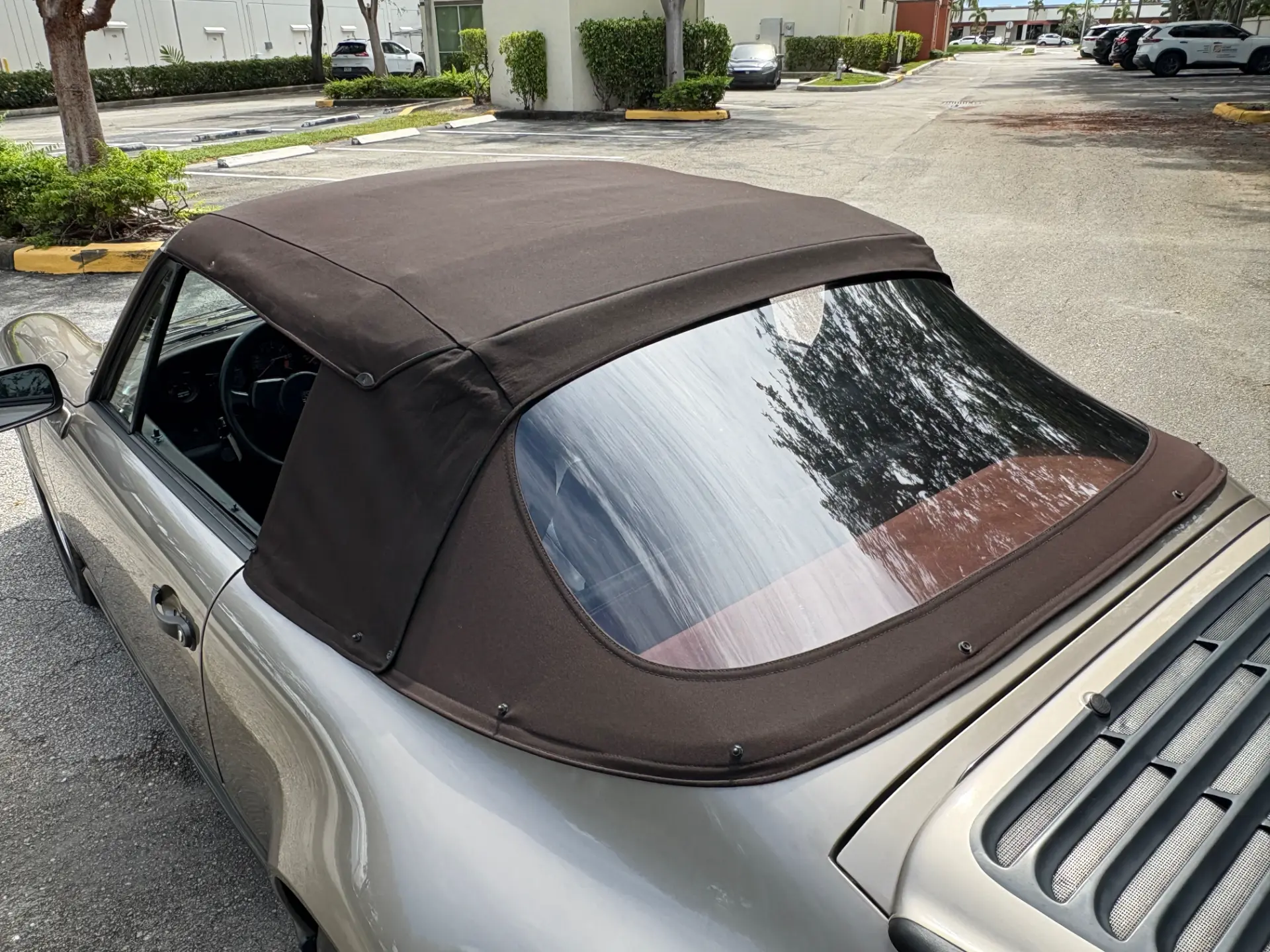 1984 Porsche 911 Carrera Cabriolet - Image 24