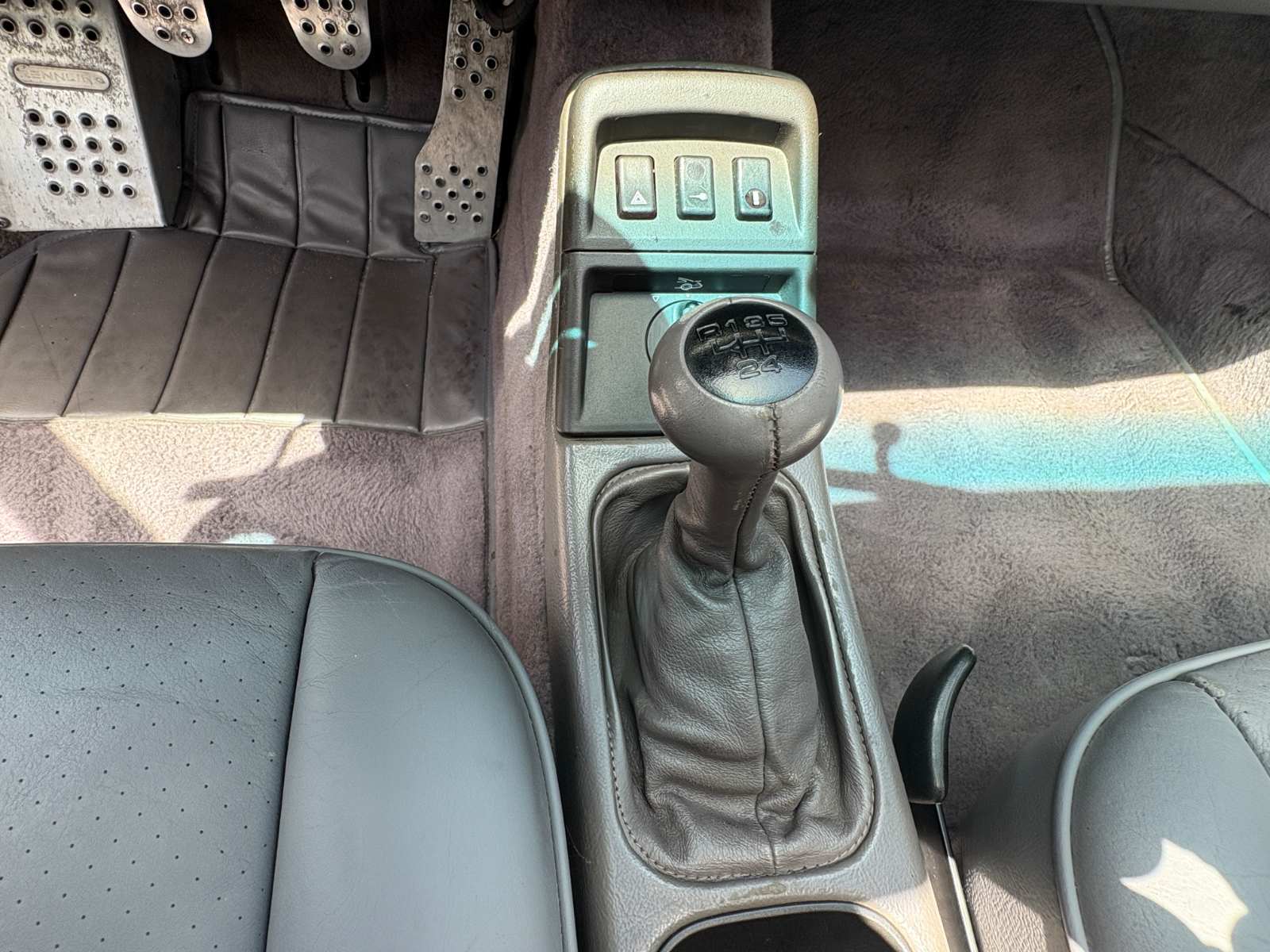 1991 Porsche 911 Carrera 2 - Image 32